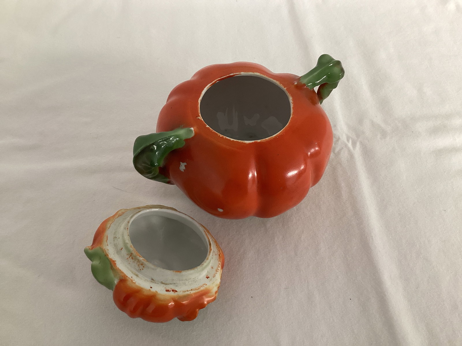 Royal Bayreuth Tomato Creamer, Sugar, and Condiment Pot - 12