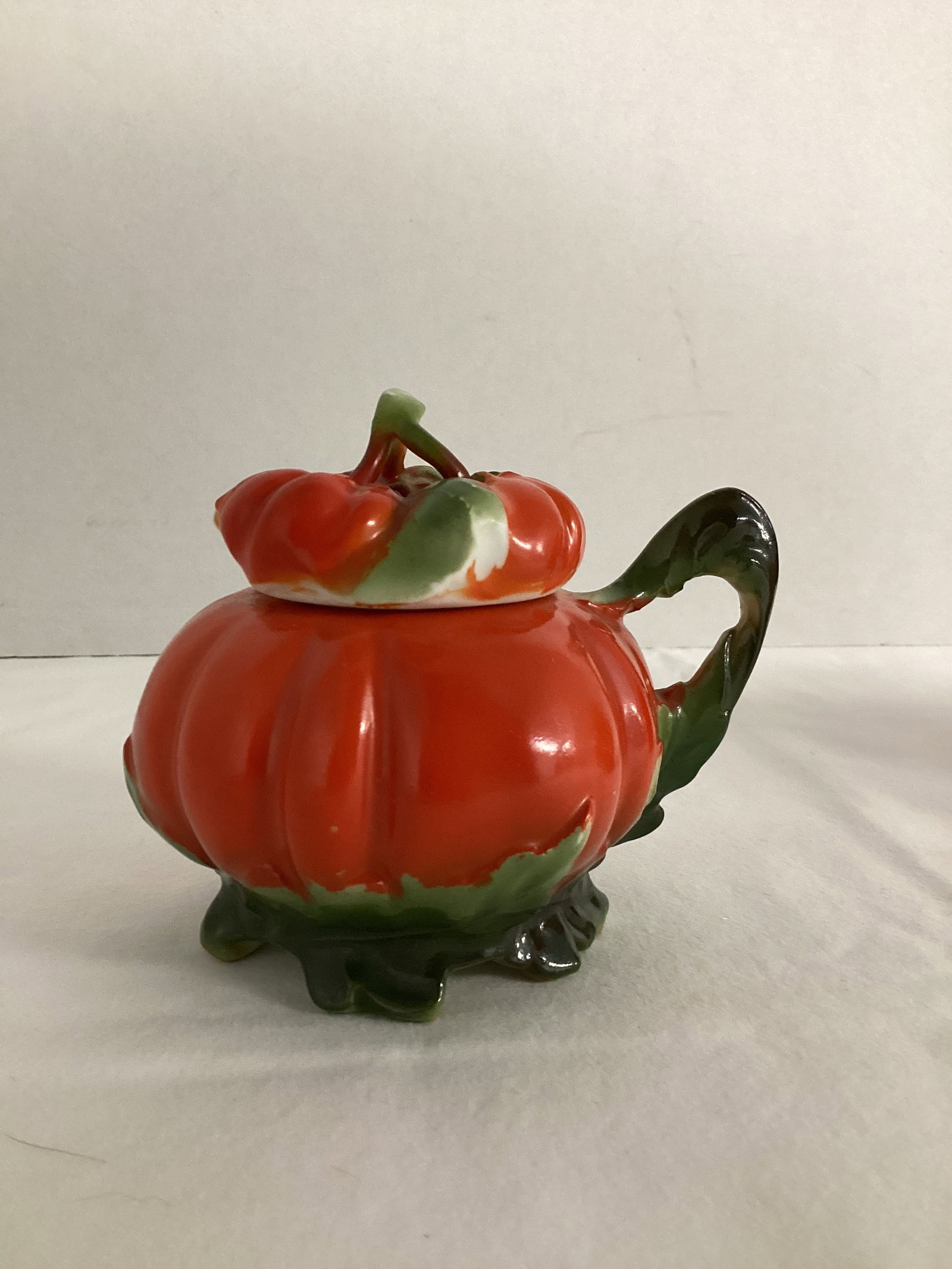 Royal Bayreuth Tomato Creamer, Sugar, and Condiment Pot - 6