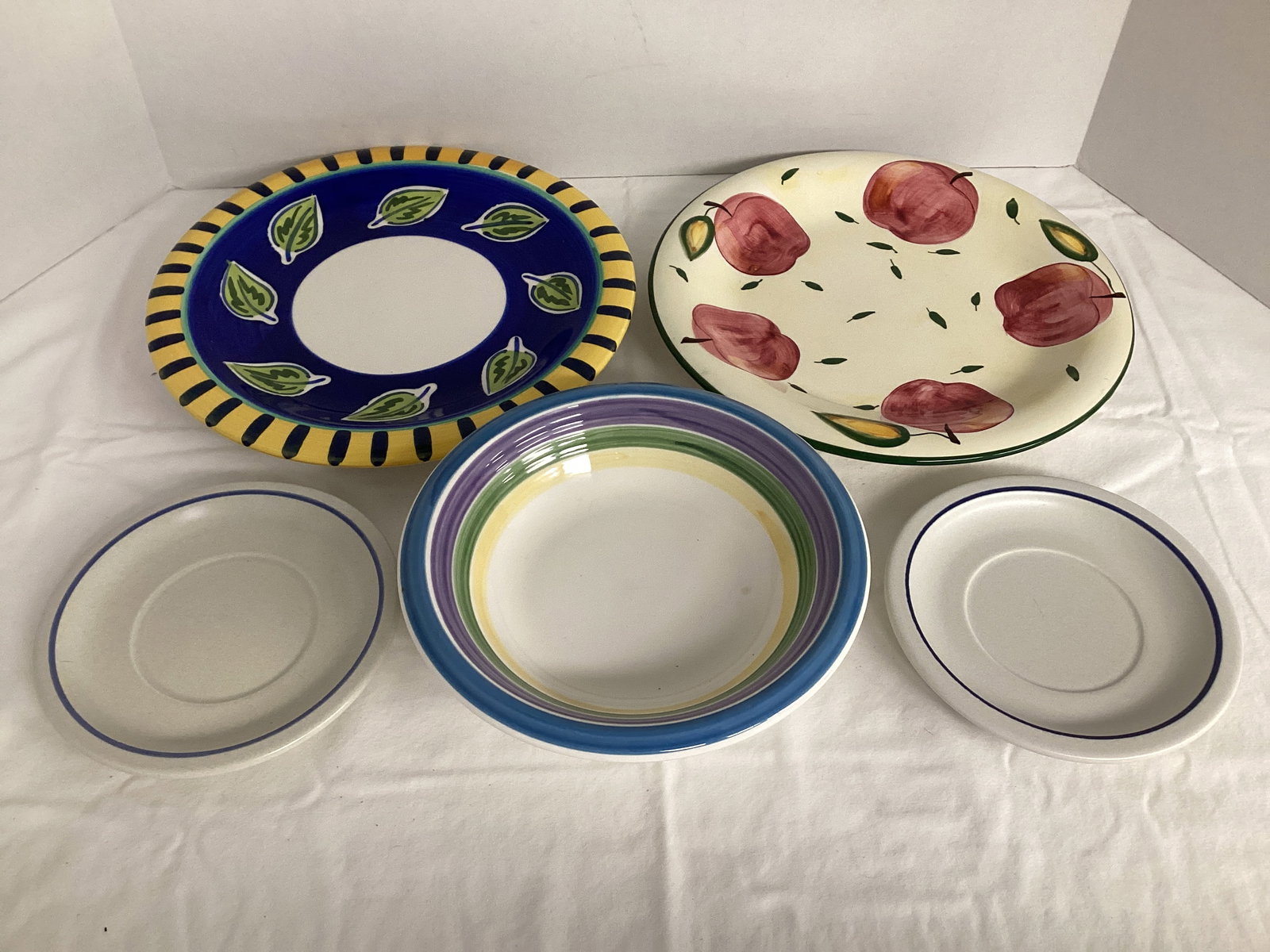 Plates, Bowls, and Saucers (1 of 10)