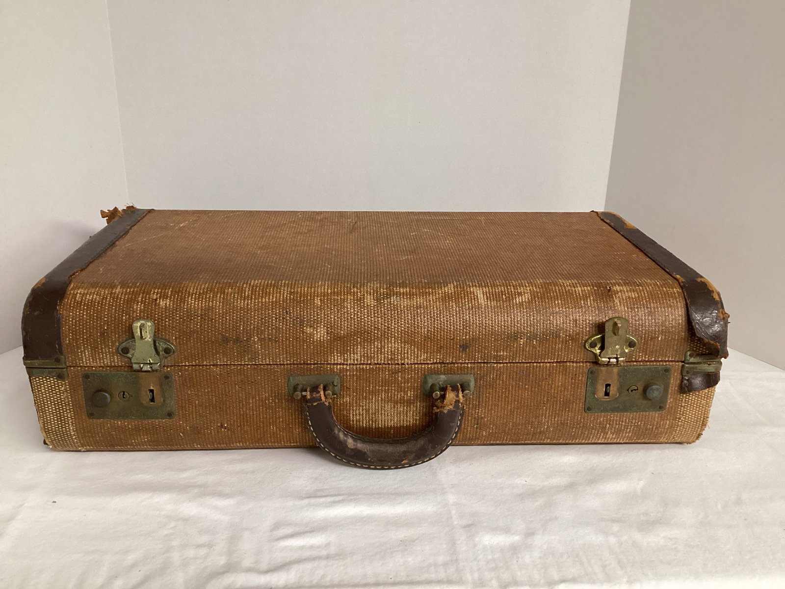 Vintage Bundy Trumpet in Case - 12