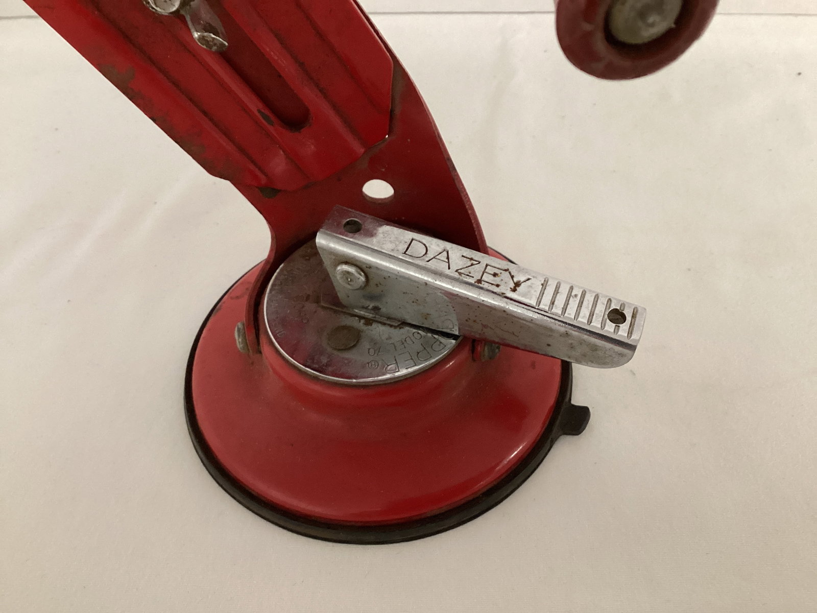 Vintage Dazey Table Topper Model 70 Countertop Can Opener - 2