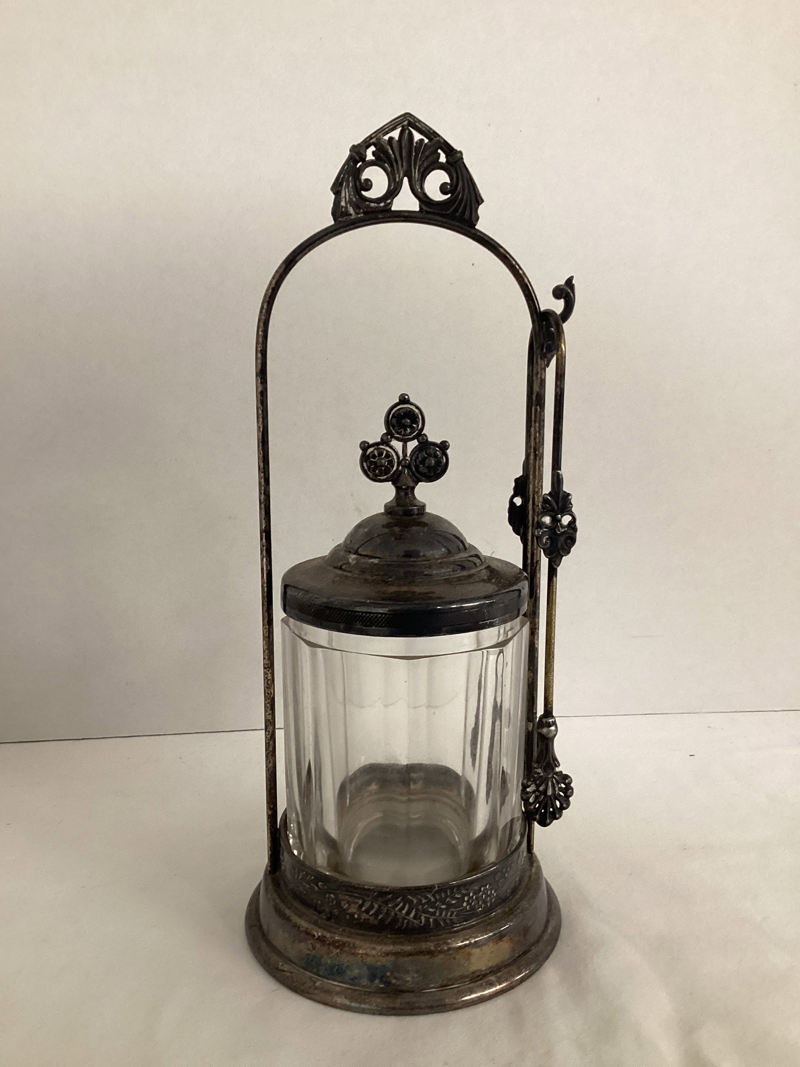 Victorian Meriden B. Company Pickle Castor: 10 1/4" h 