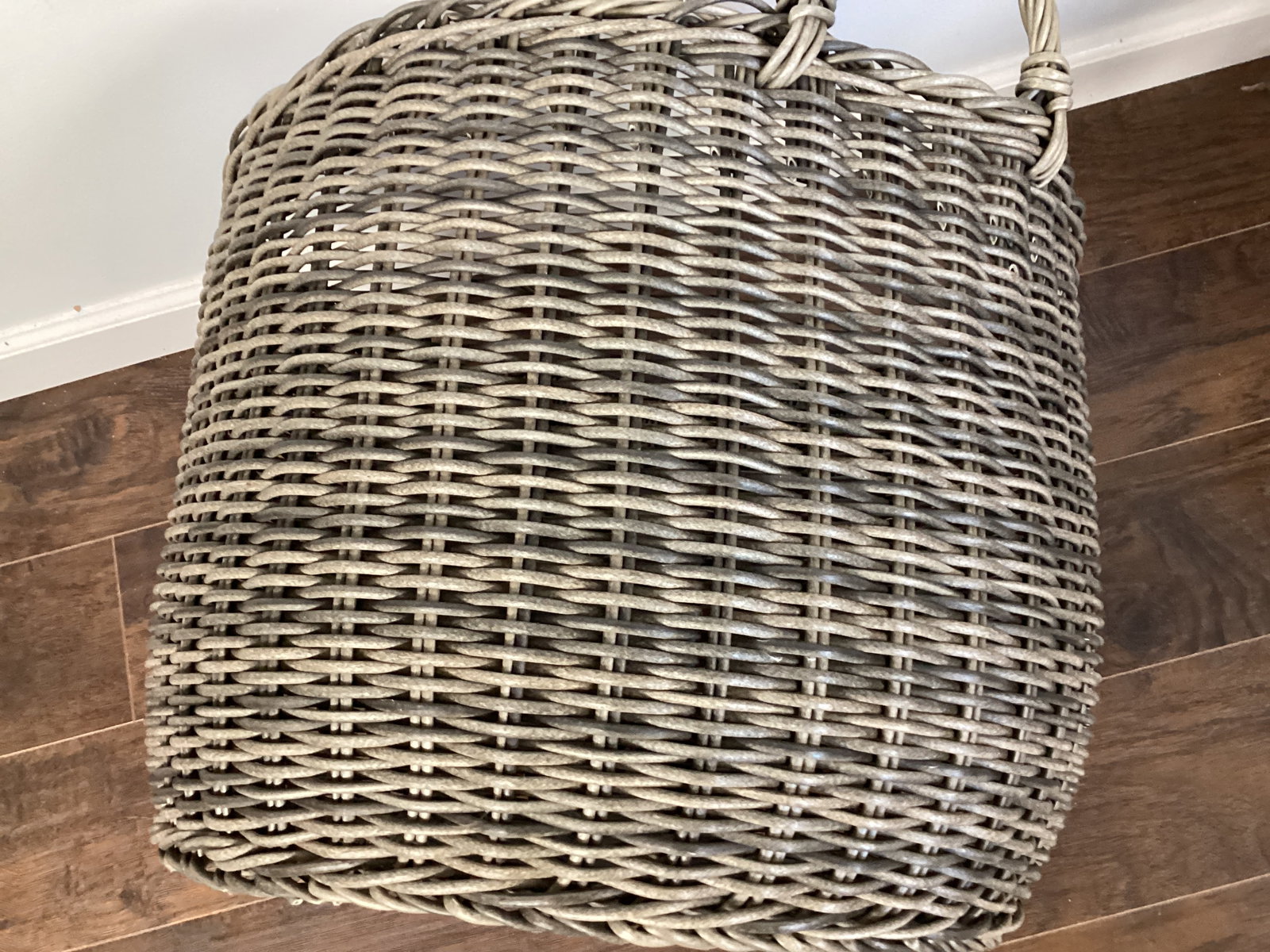 Large Faux Wicker Basket - 3
