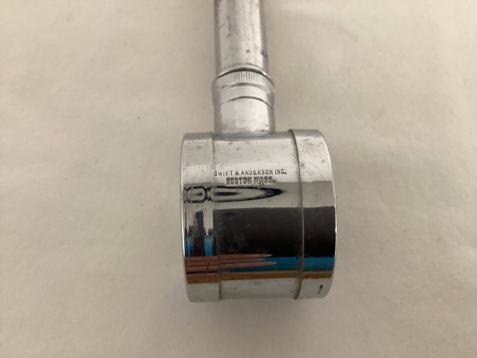 Swift & Anderson Lighted Magnifying Glass - 5