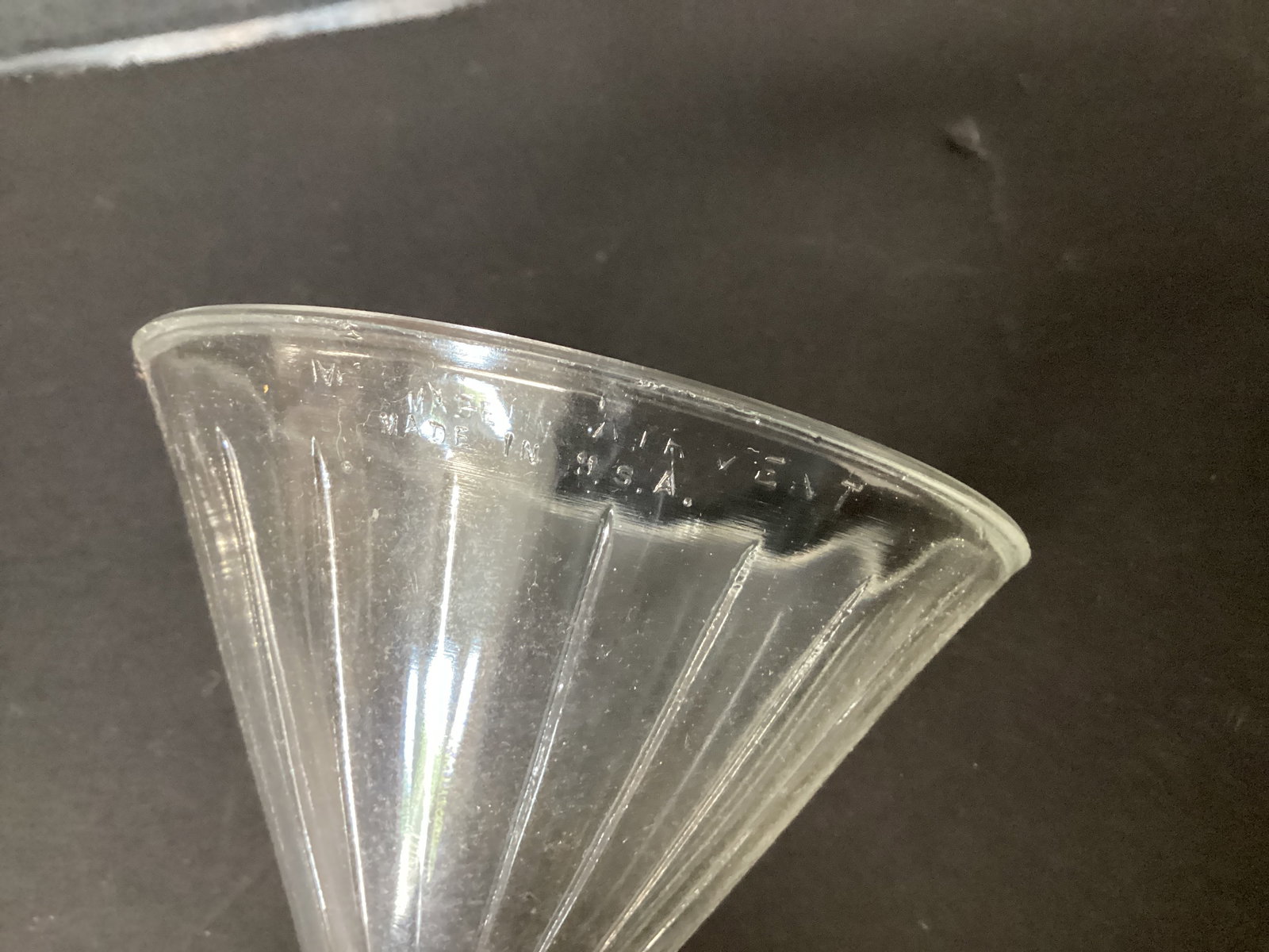 Mogney Air Vent 8 Oz. Glass Funnel - 3