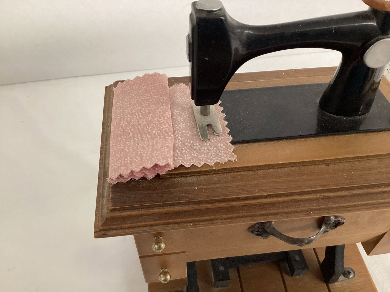 Berkeley Designs Sewing Machine Music Box - 4