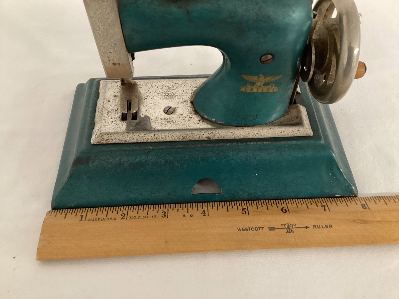 Vintage Casige Toy Sewing Machine - 3