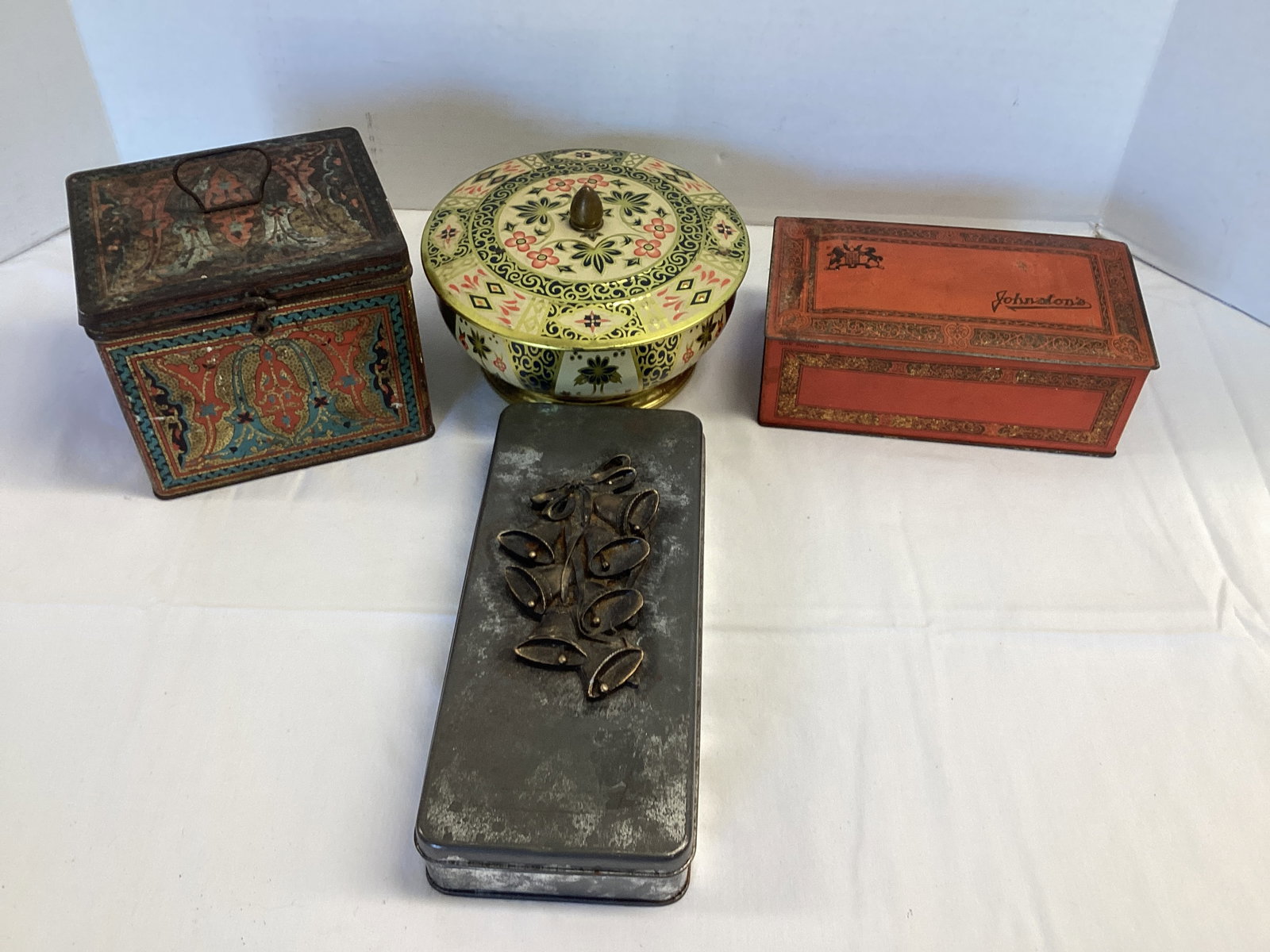 Vintage Tins: . 