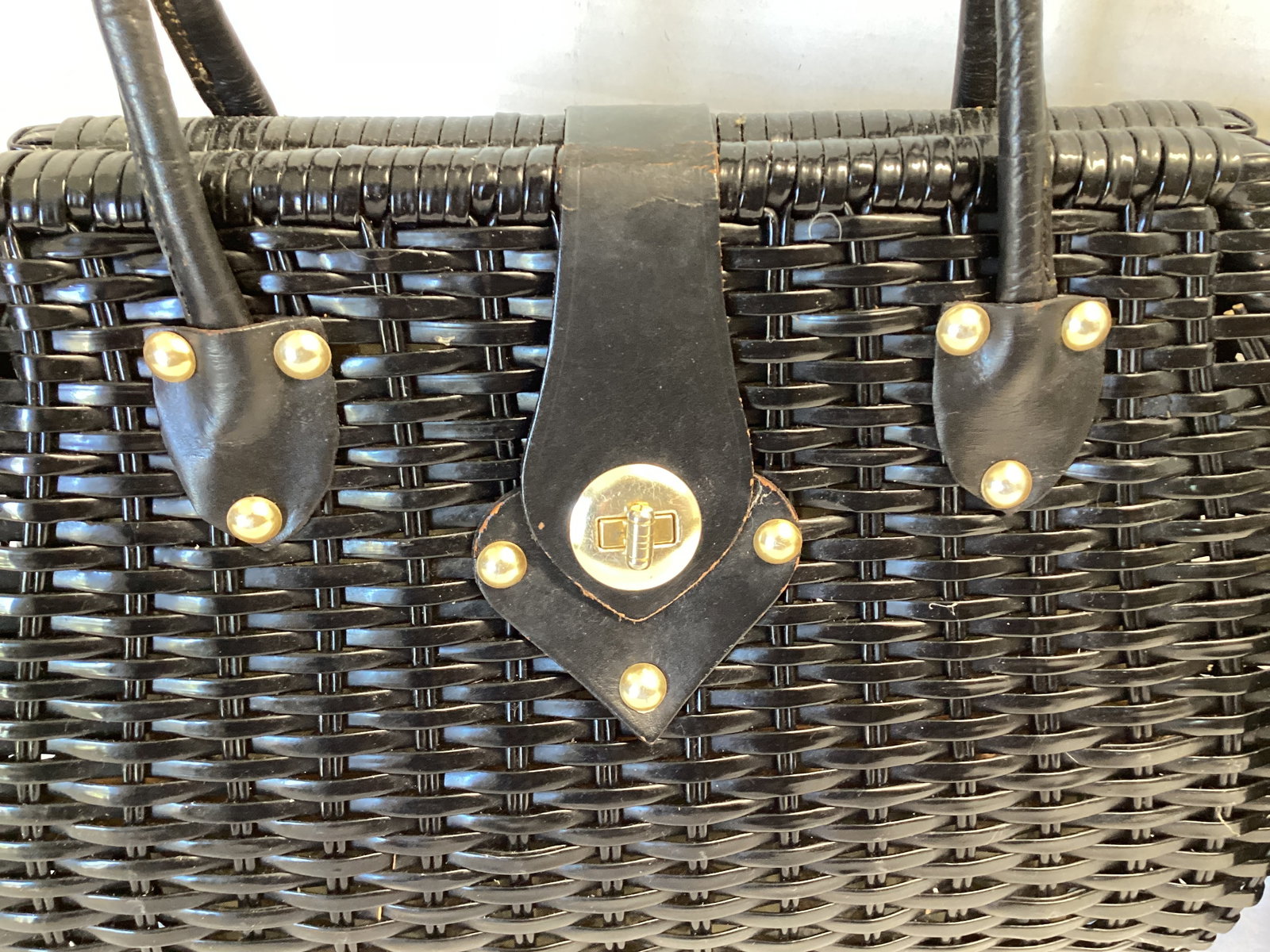 Vintage Wicker Look and Black Patent Leather Ladies' Purses - 3