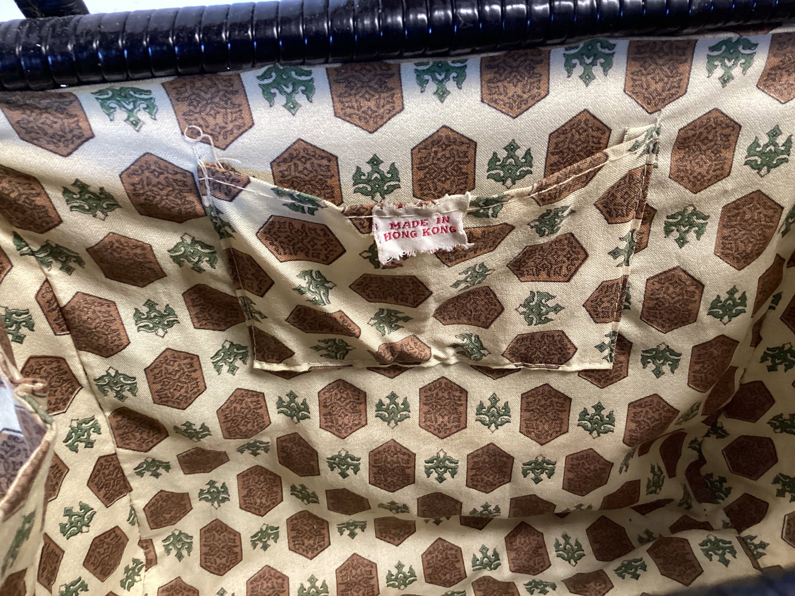 Vintage Wicker Look and Black Patent Leather Ladies' Purses - 5