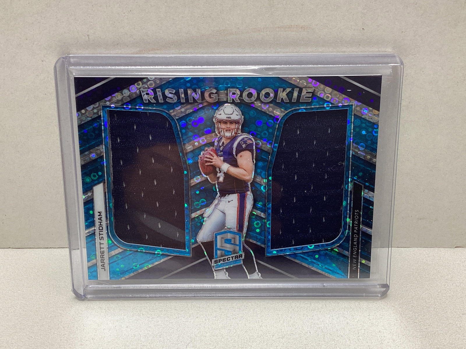 2019 Panini Spectra Rising Rookie Jarrett Stidham Material 24/75 Football Card: . 