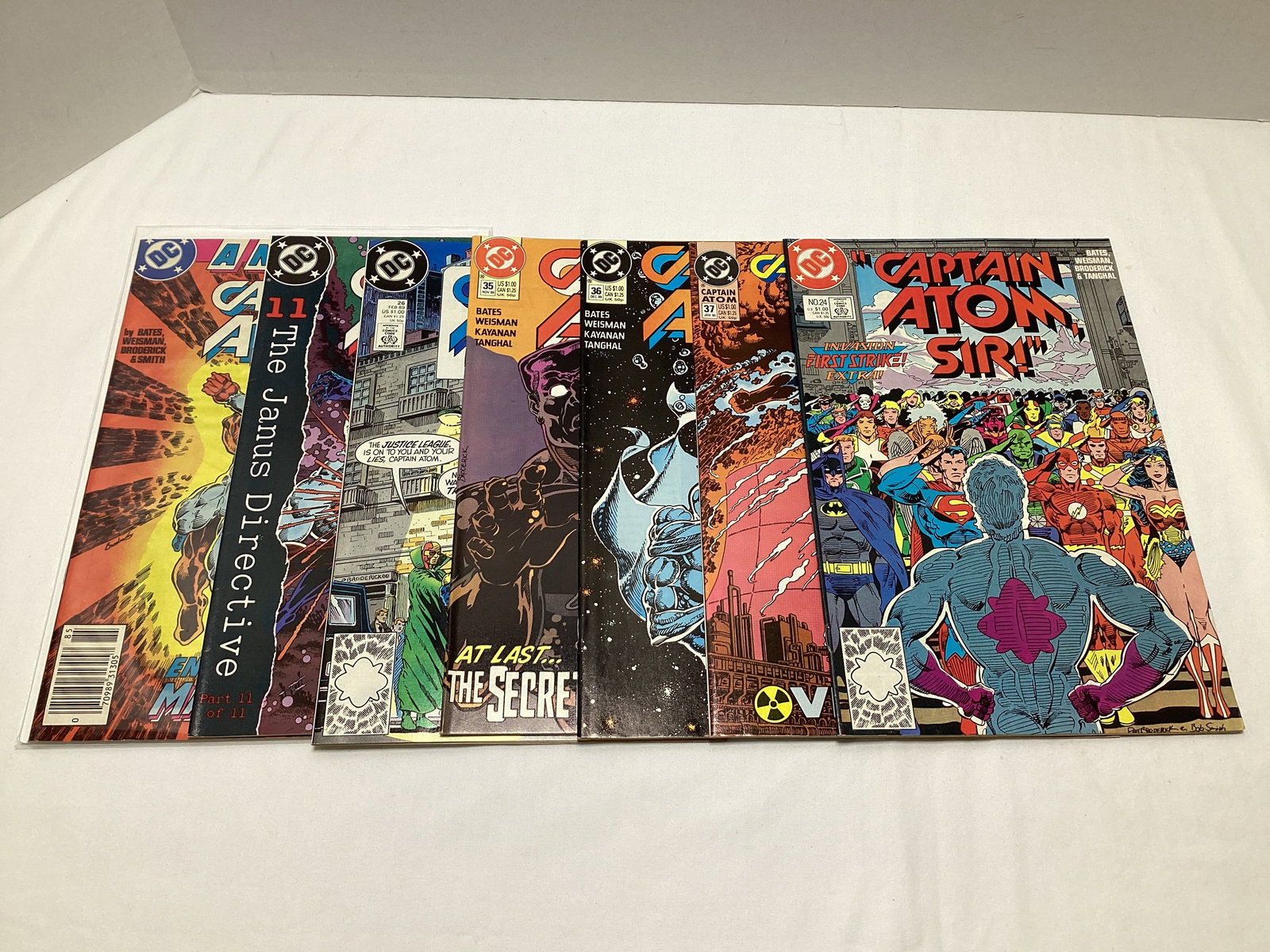 Seven Captain Atom DC Comic Books: .