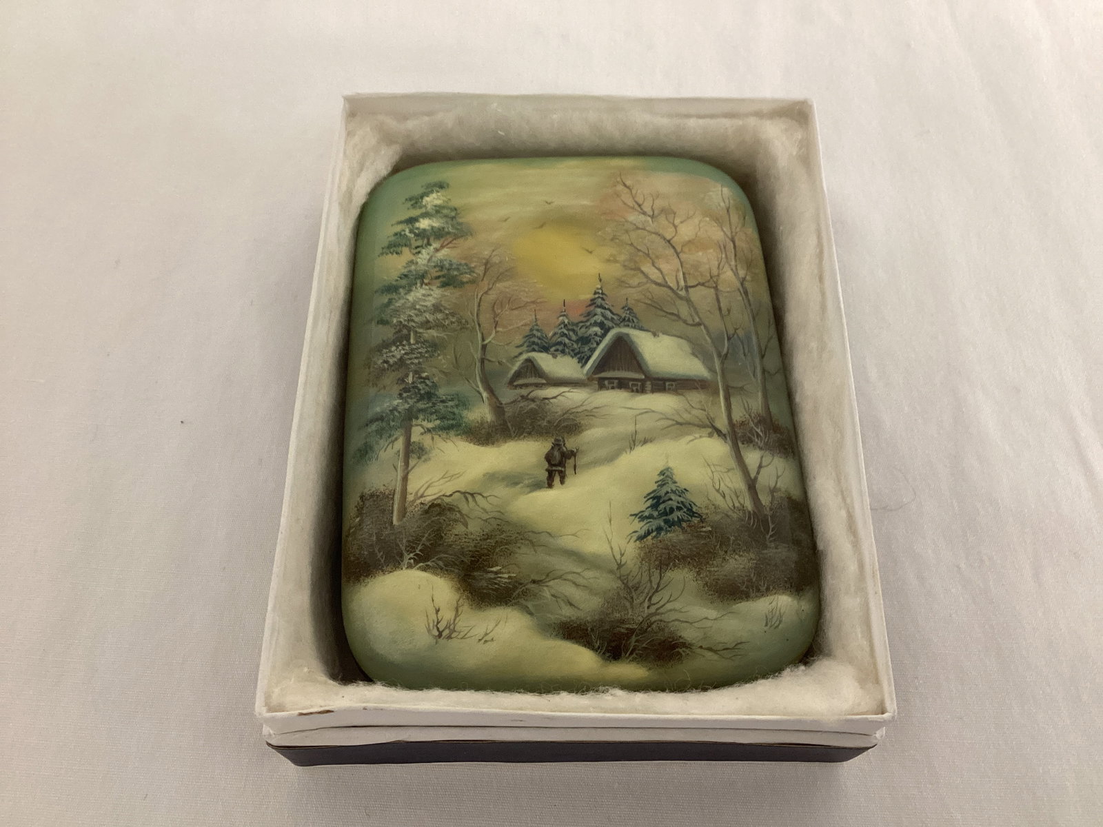 Signed Russian Lacquered Hinged Box (1 of 6)