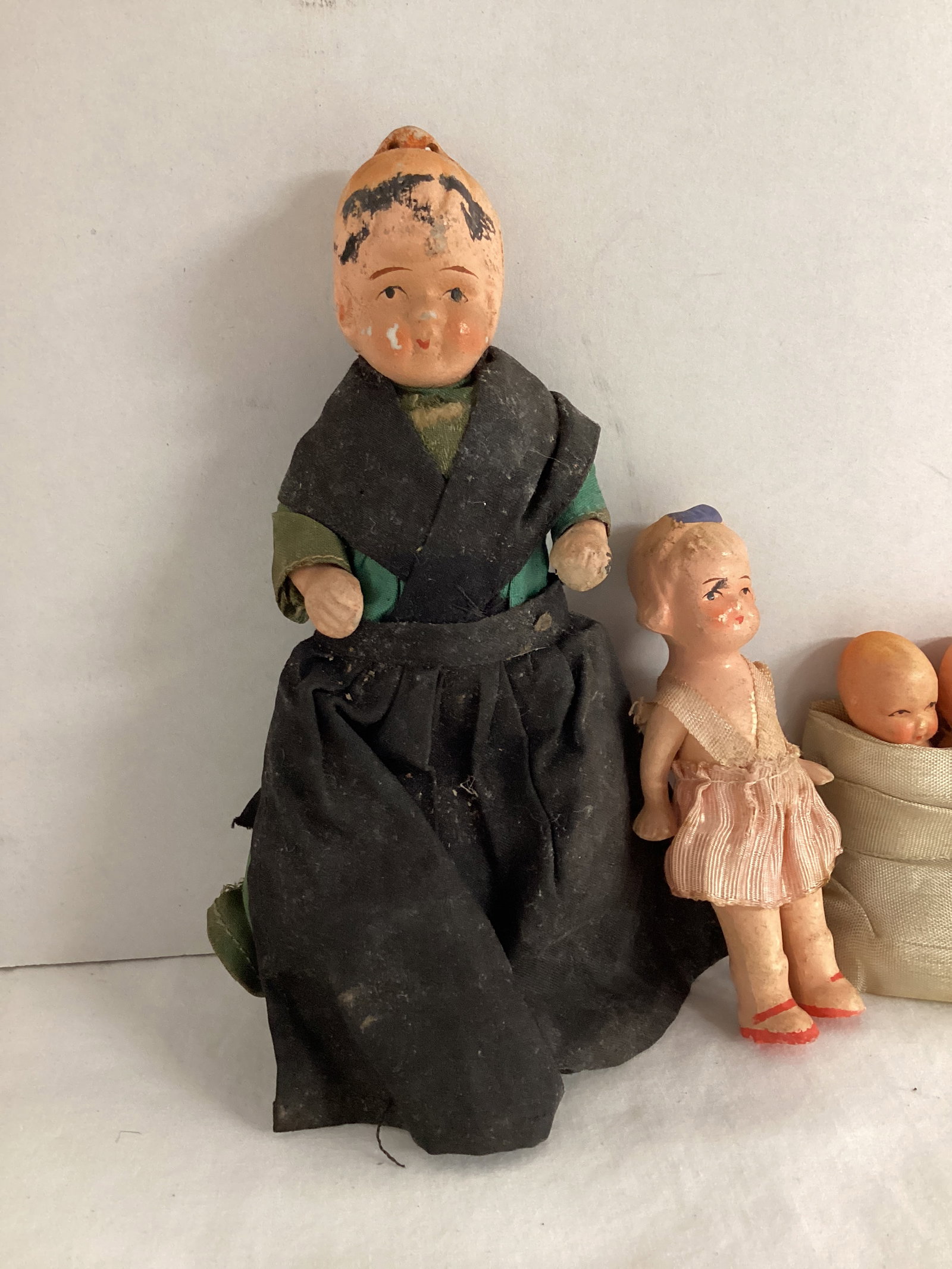 Vintage Mother and Children Figurines - 2