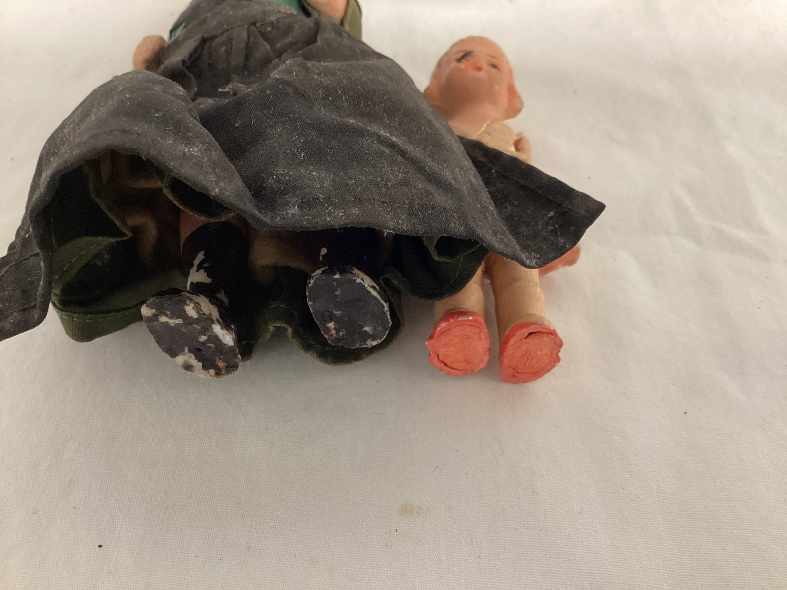 Vintage Mother and Children Figurines - 5