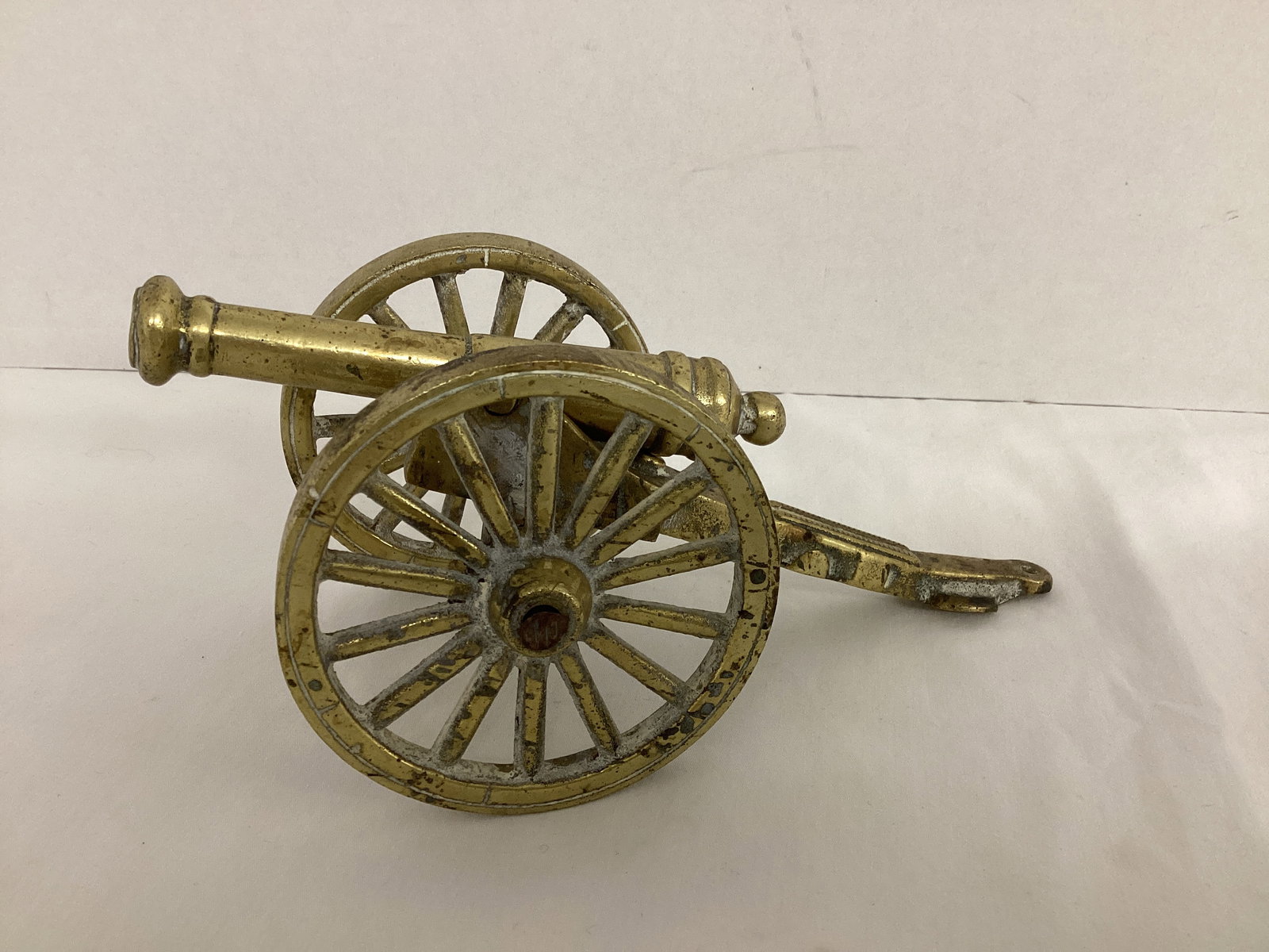 Brass Cannon: 7 1/2" long