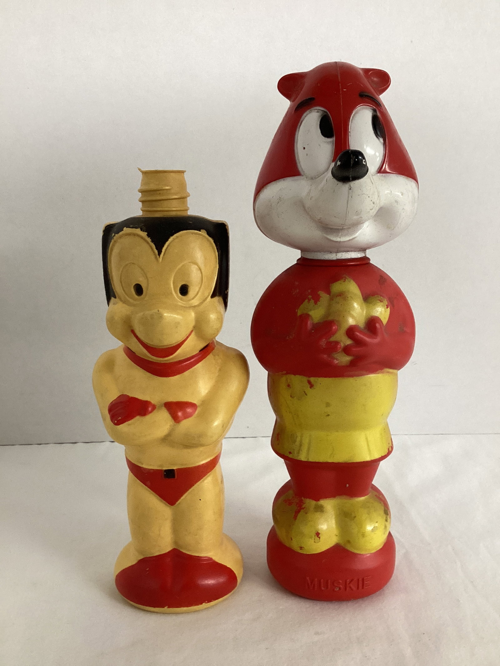 Two 1960s Terrytoons Bubble Bath Bottles (1 of 6)