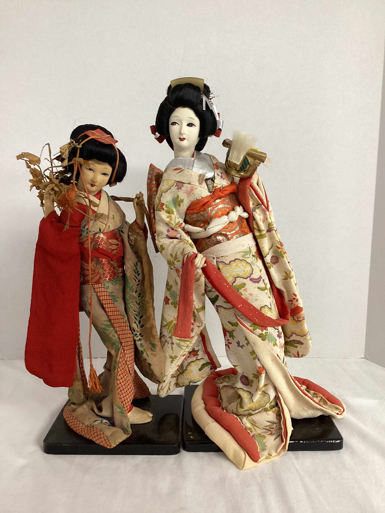 Two Japanese Geisha Art Dolls (1 of 9)