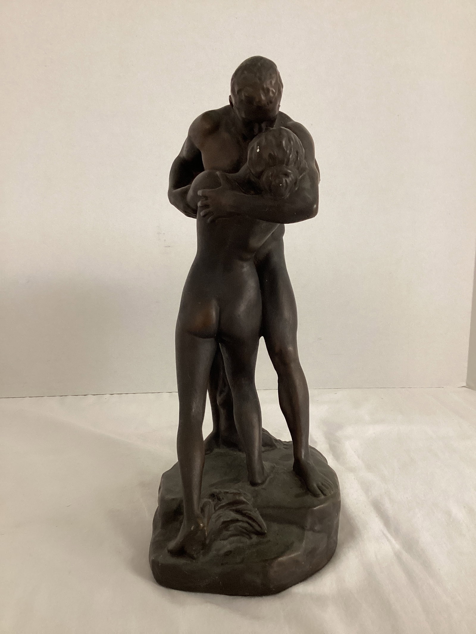 Alexander Backer Co. Lovers Embracing Statue - 2