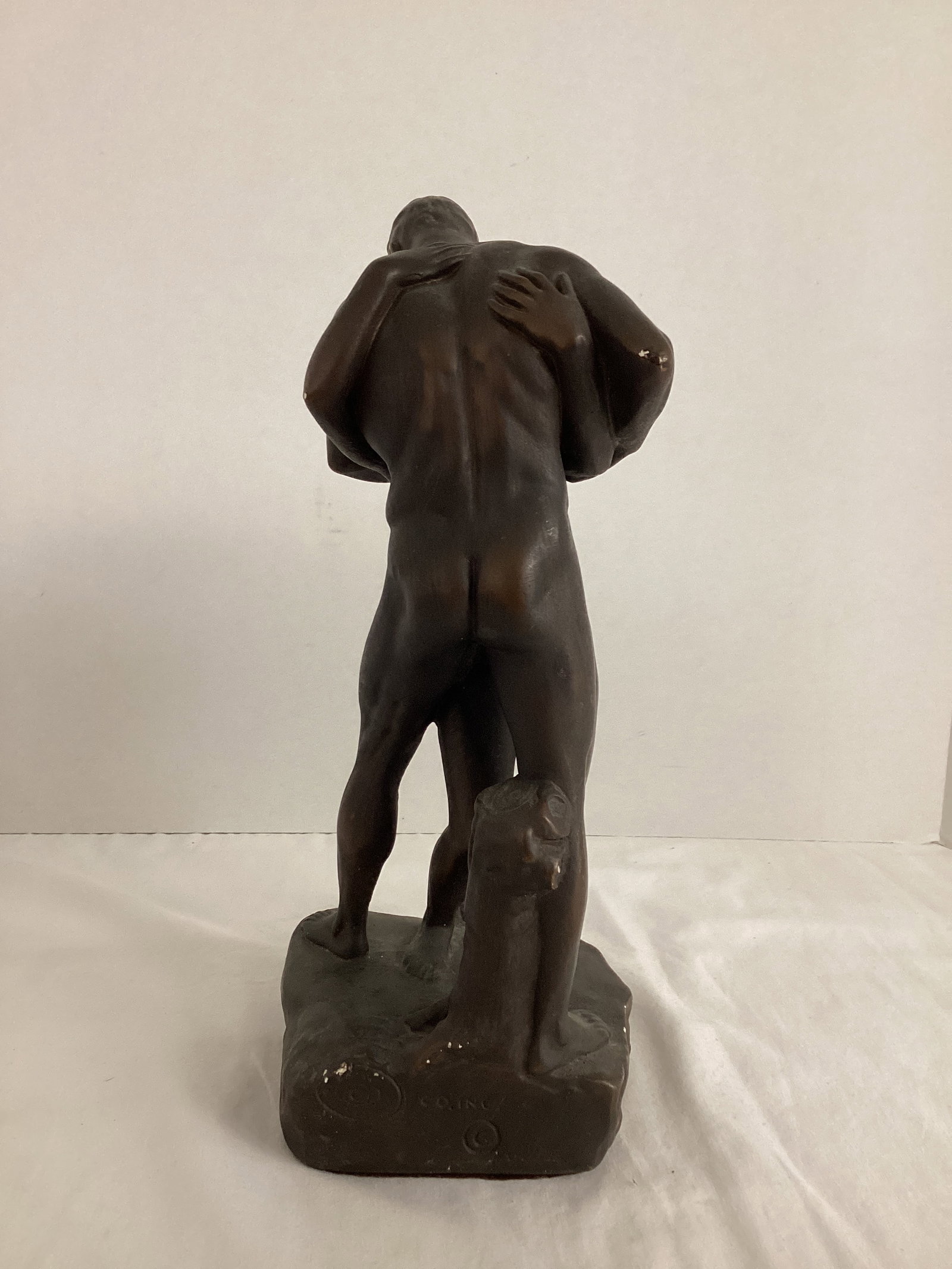 Alexander Backer Co. Lovers Embracing Statue - 4