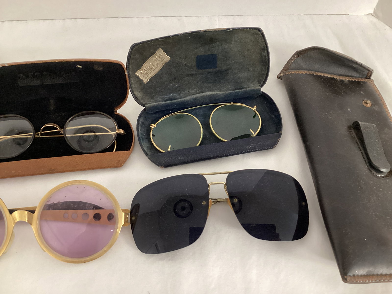 Vintage Glasses and Cases - 4