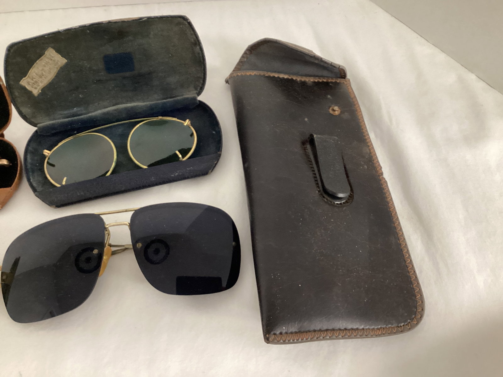 Vintage Glasses and Cases - 5