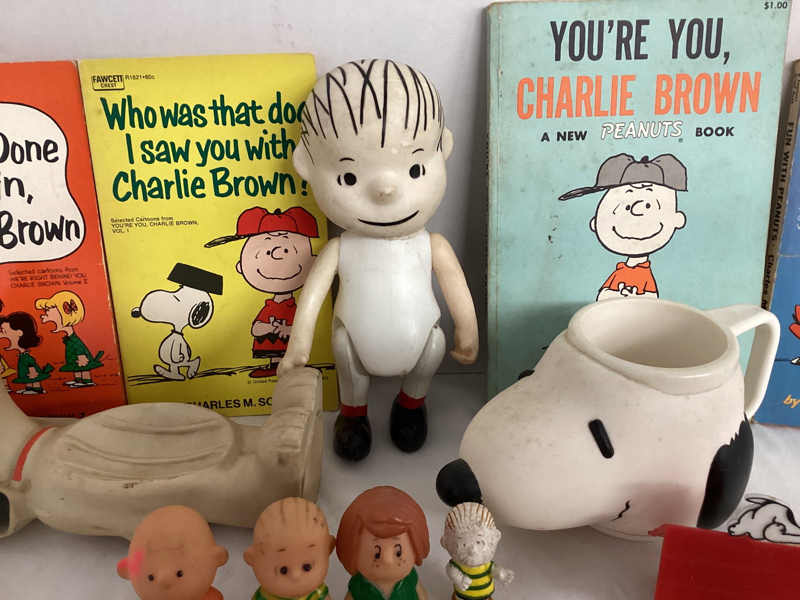 Peanuts Charlie Brown and Snoopy Books, Toys, and Other Items - 5