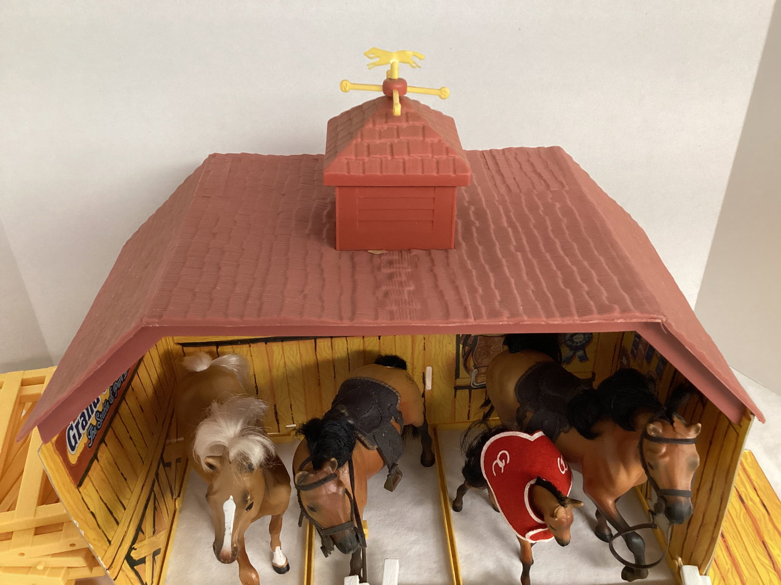1988 Marchon Grand Champions The Stable of Pure Breeds Playset - 5