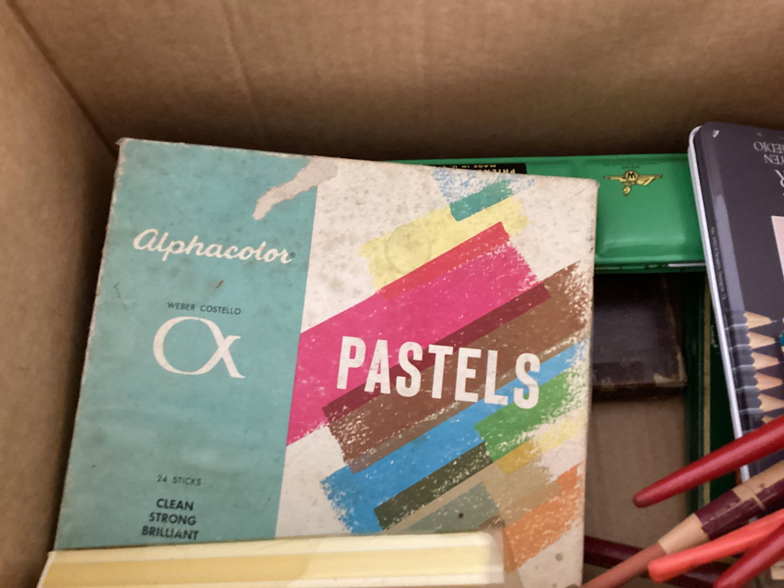 Artist's Supplies - Pastels, Paint, Pencils, and More - 5