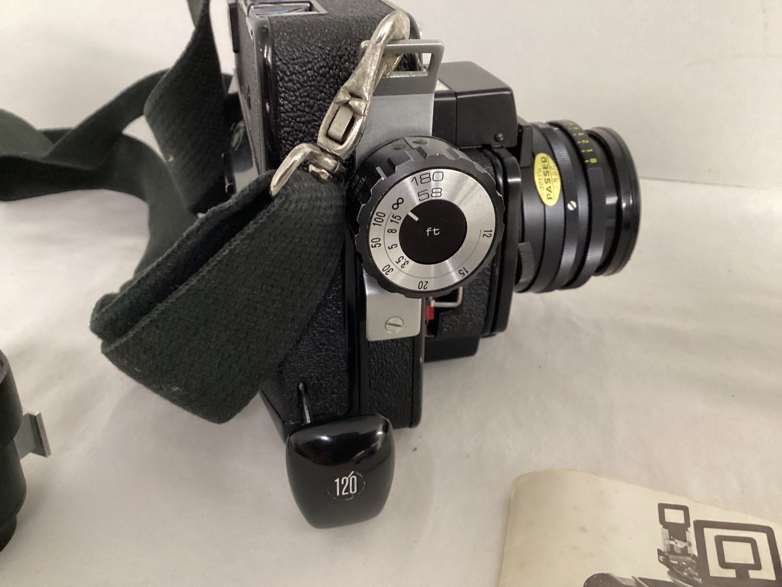 Rapid Omega 100 Camera with Manual and Extra Lenses - 4
