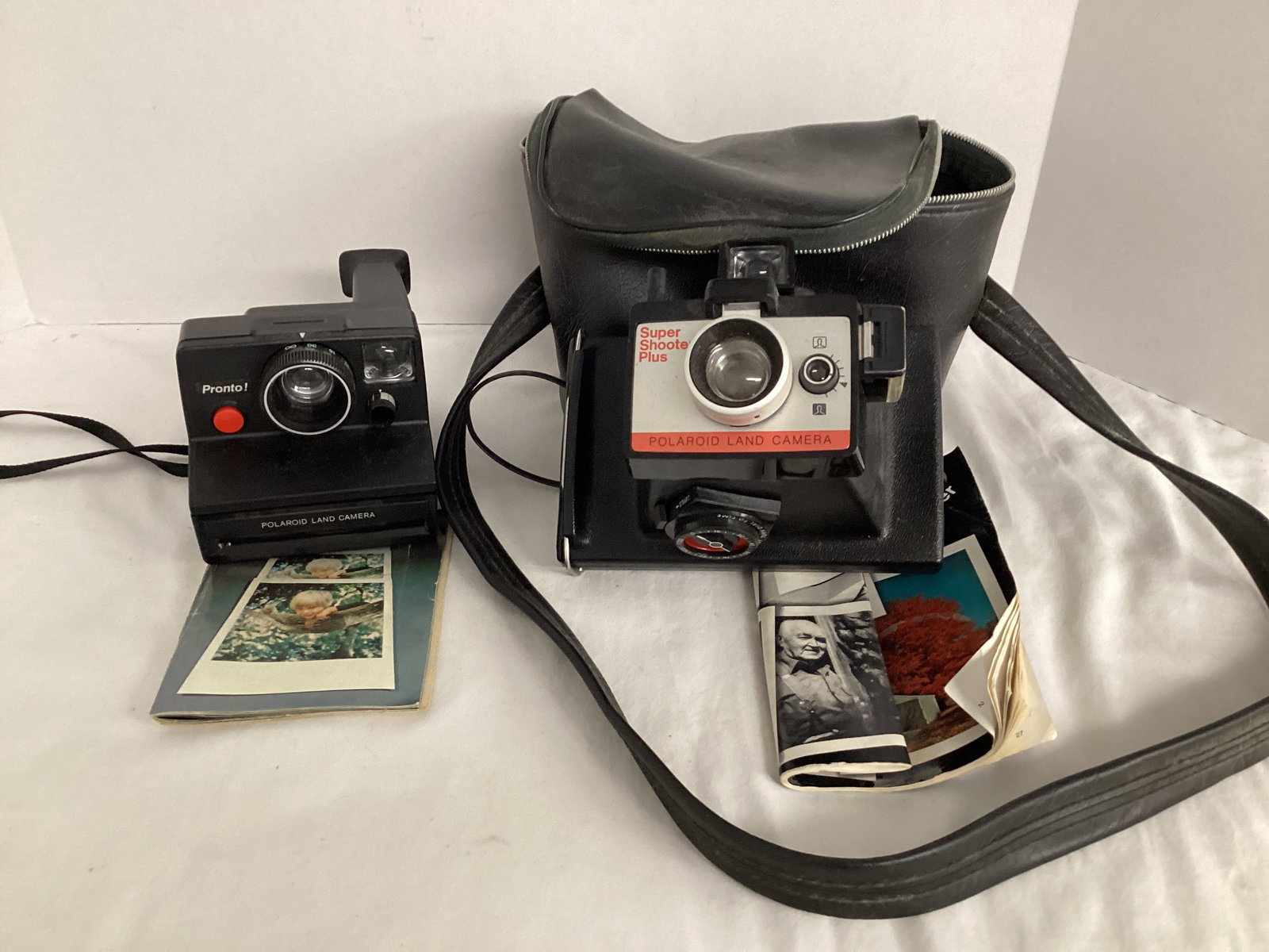 Polaroid Pronto and Super Shooter Plus Land Cameras (1 of 8)