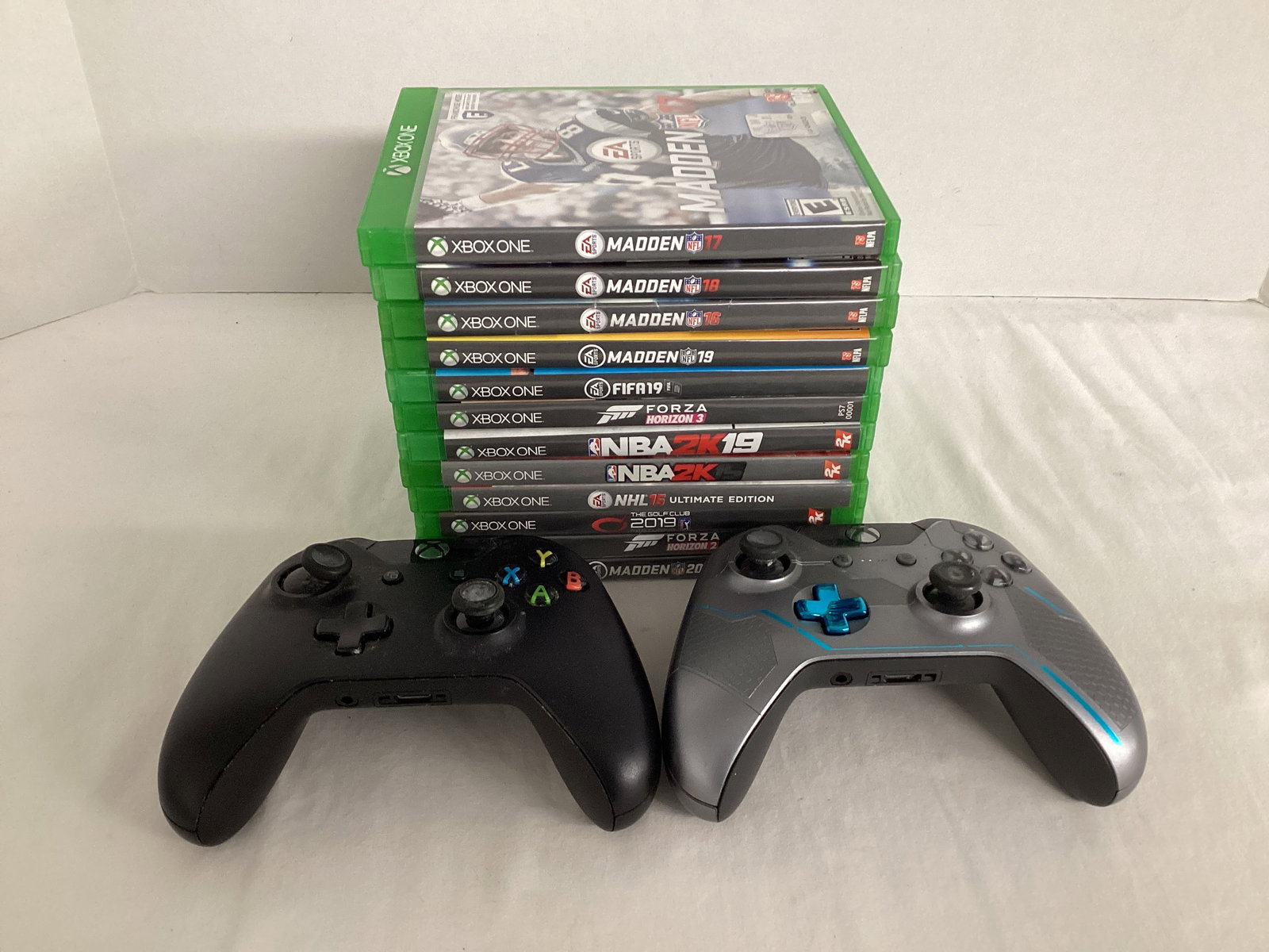 Two Xbox Controllers and Xbox One Games: controllers untested, please preview or see all photos for titles