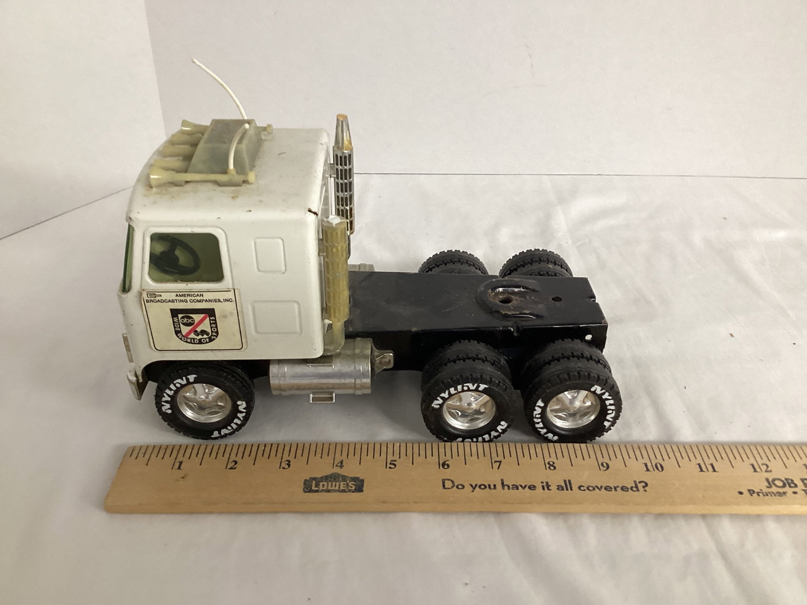 Nylint ABC Sports Tractor Trailer - 12