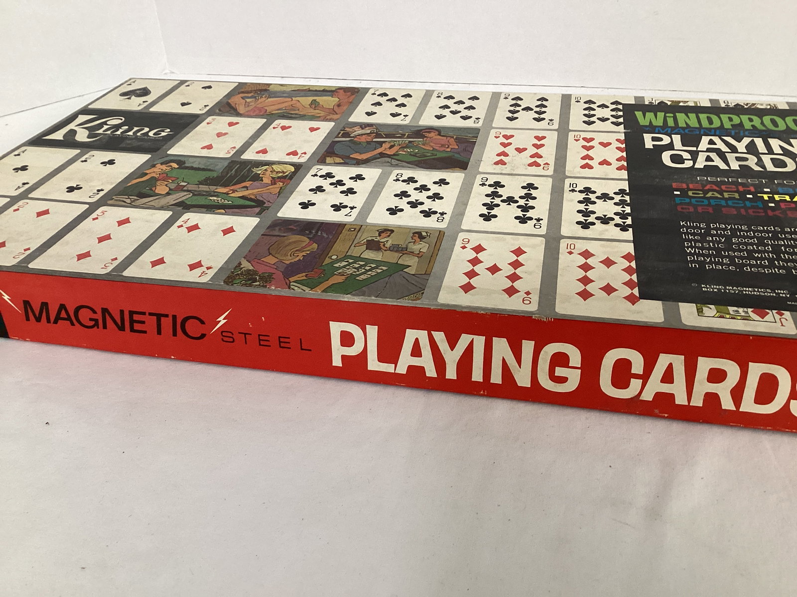 Kling Windproof Magnetic Steel Playing Cards with Board - 4