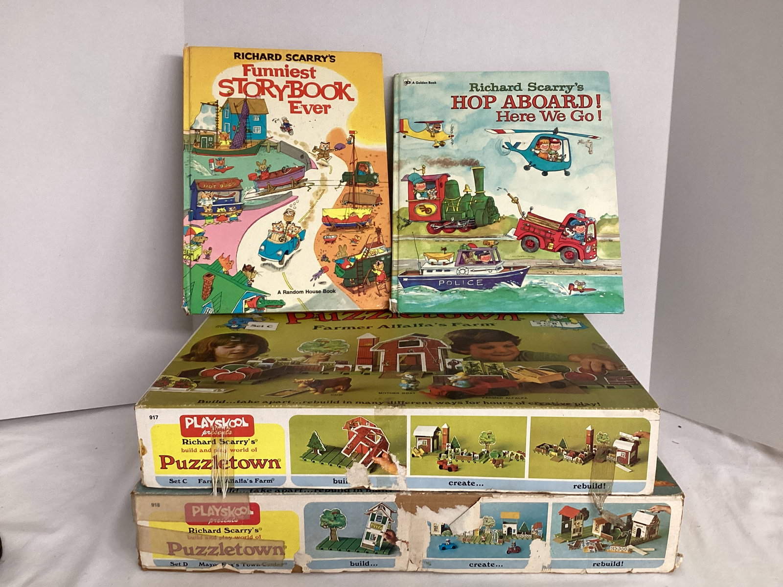 Richard Scarry's Puzzletown and Books (1 of 6)