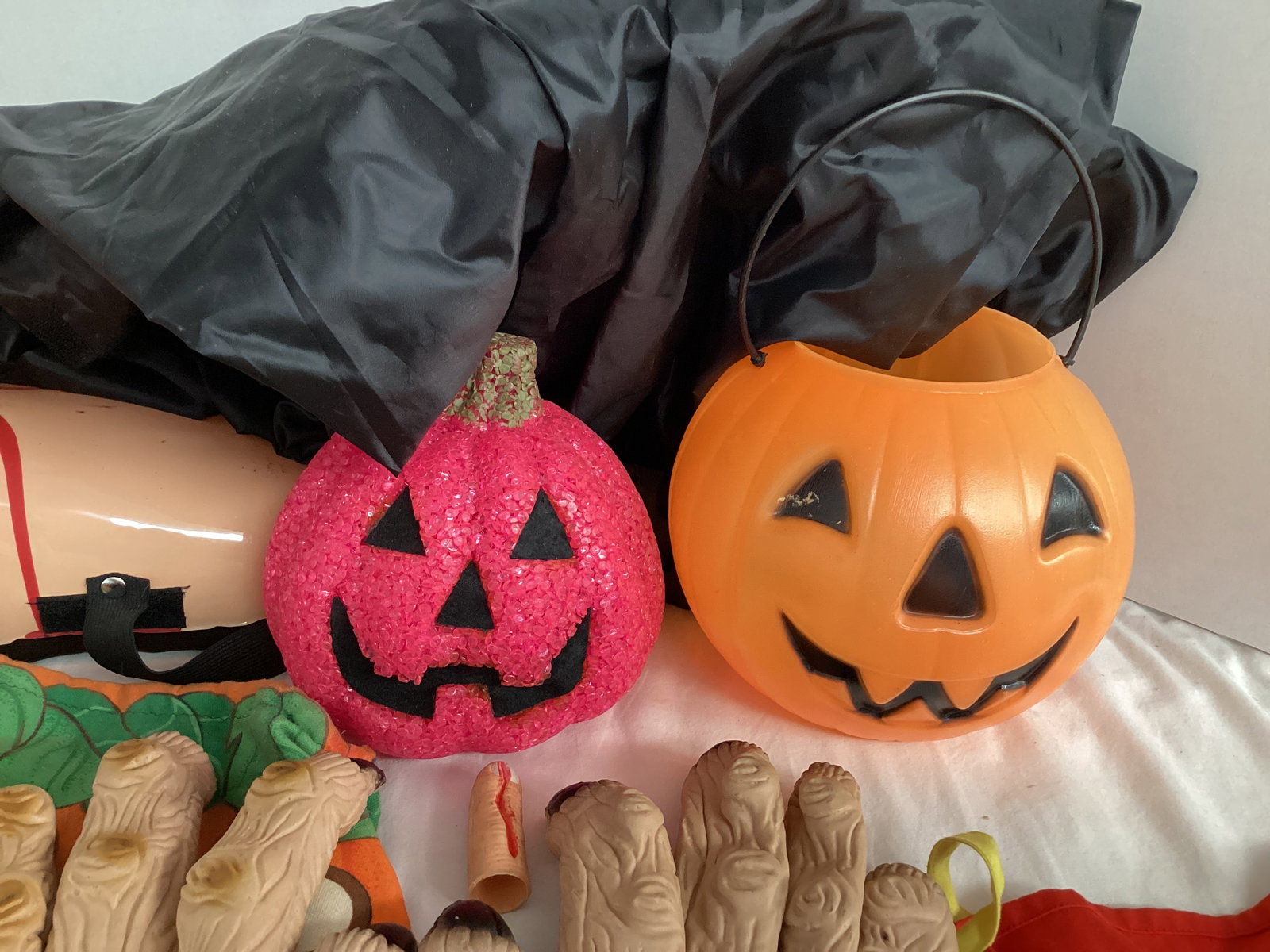 Halloween Costume Parts, Trick or Treat Bags - 3