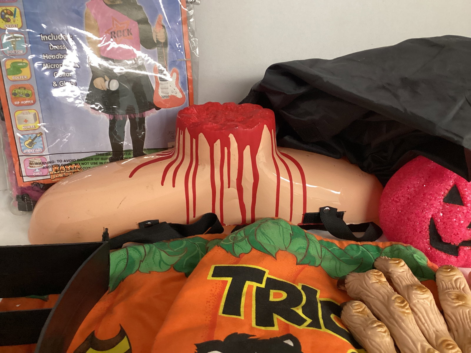 Halloween Costume Parts, Trick or Treat Bags - 4