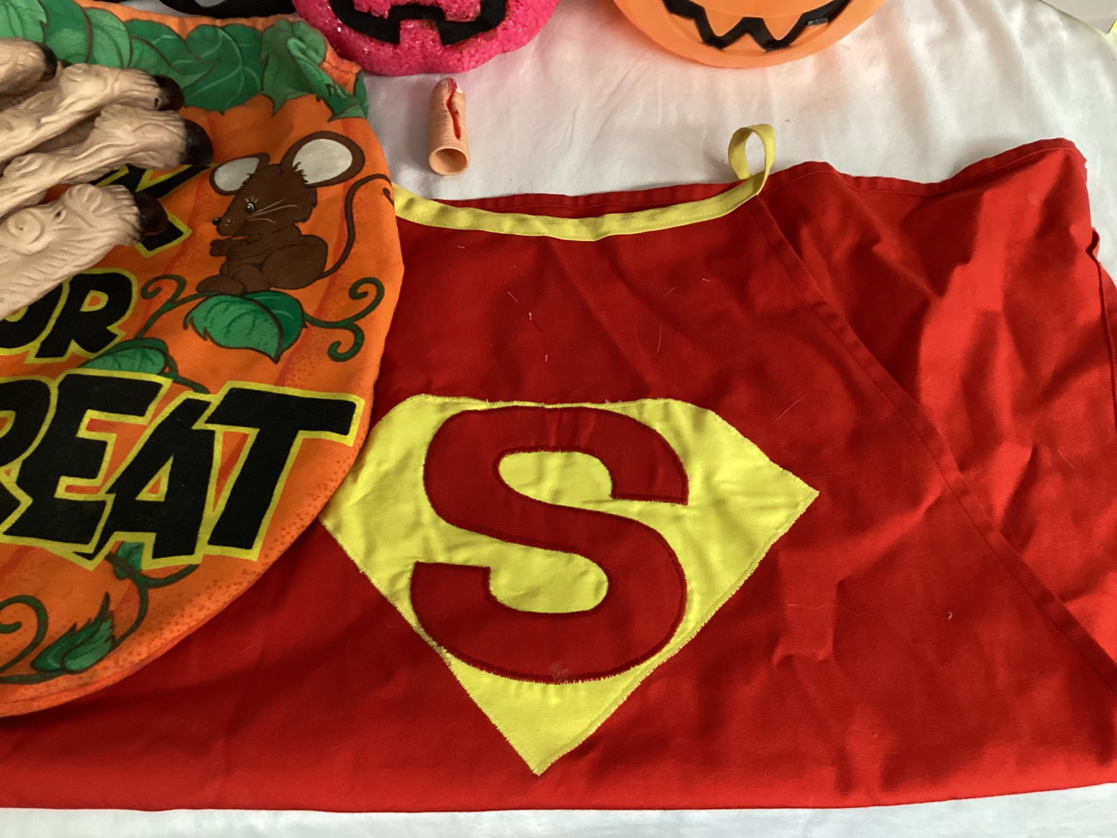 Halloween Costume Parts, Trick or Treat Bags - 7
