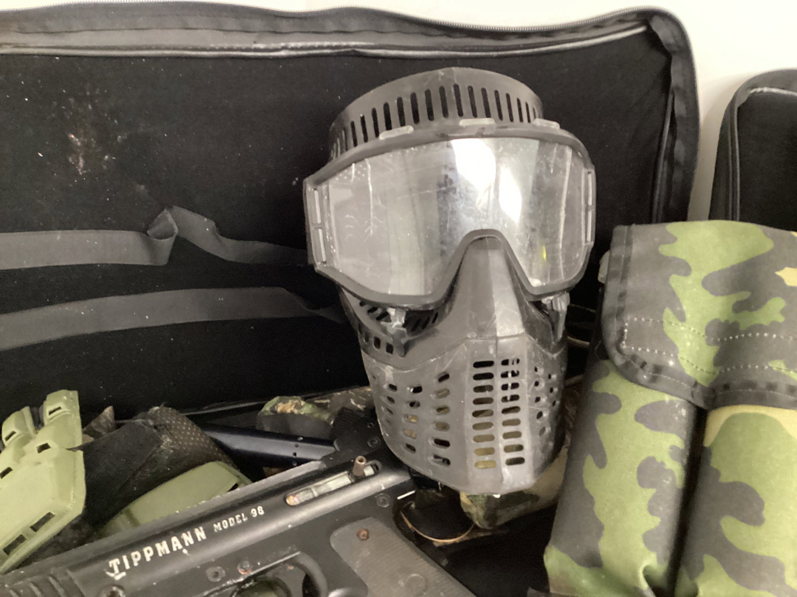 Paintball Guns and Gear - 3