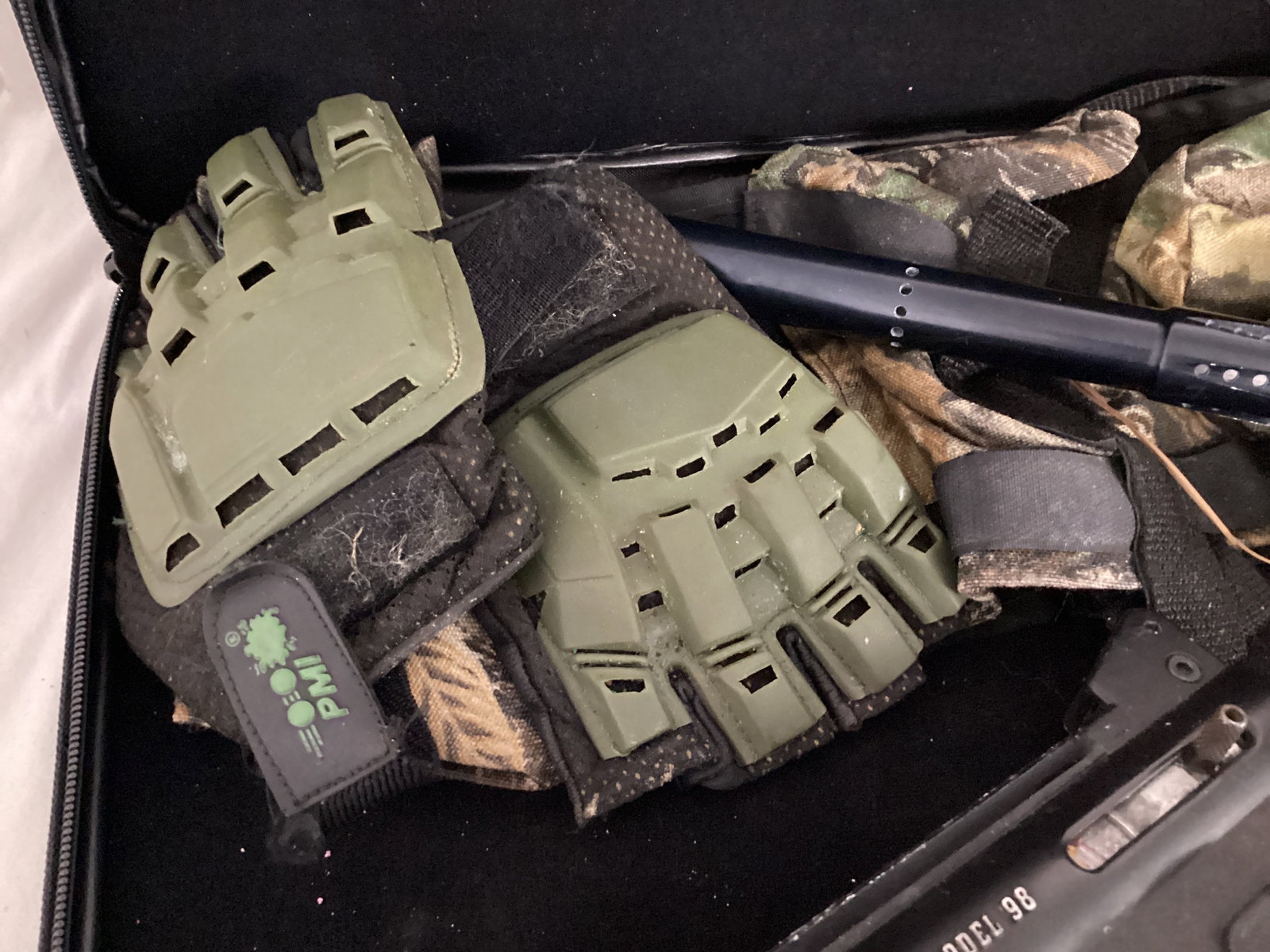 Paintball Guns and Gear - 5