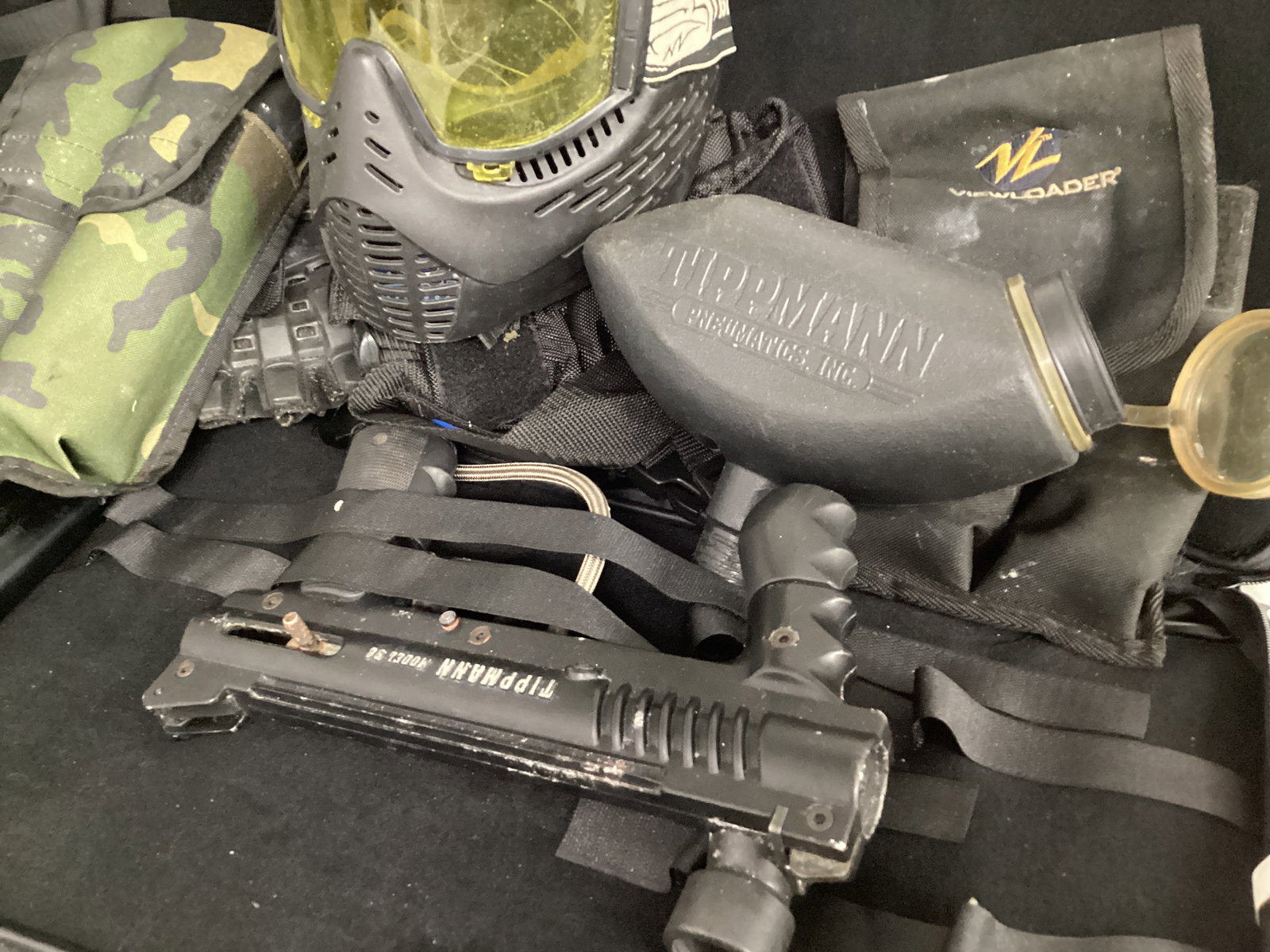 Paintball Guns and Gear - 7