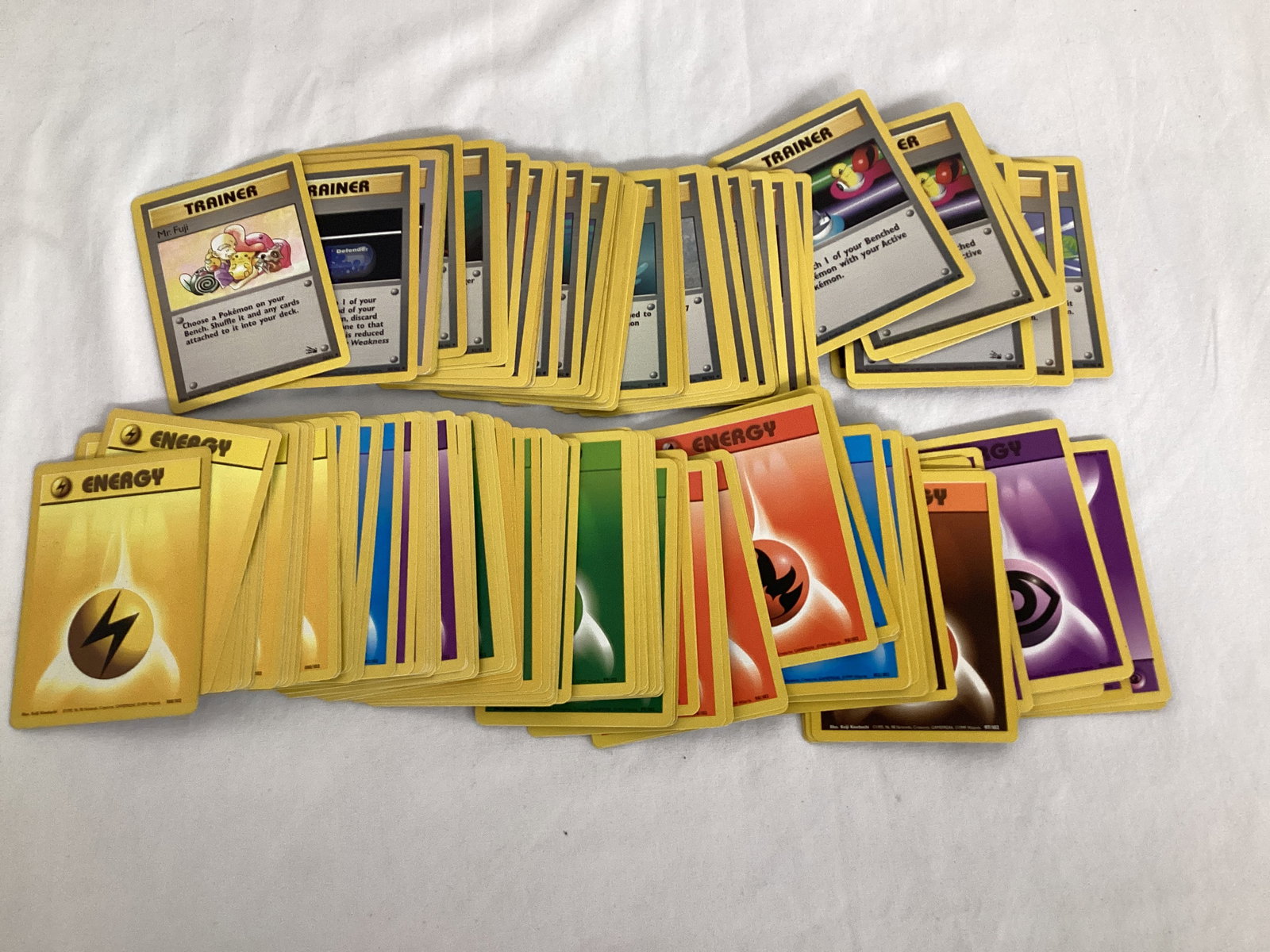 Pokémon Trainer and Energy Cards: .