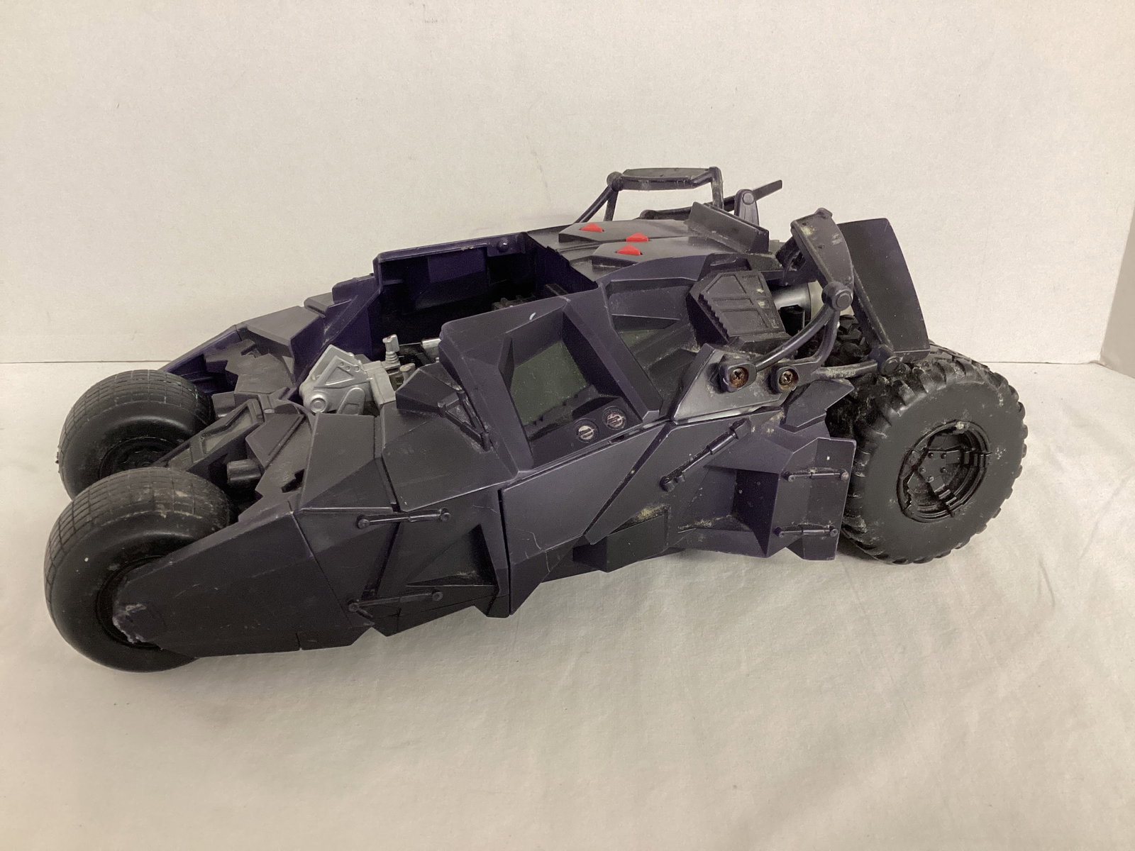 DC Comics Batman's Batmobile: 13" long