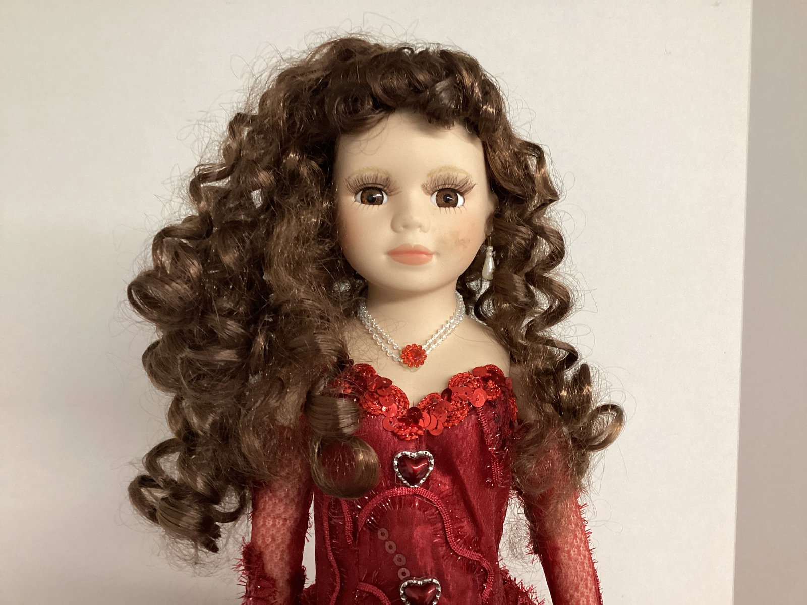 Quinceanera Porcelain Centerpiece Doll - 2