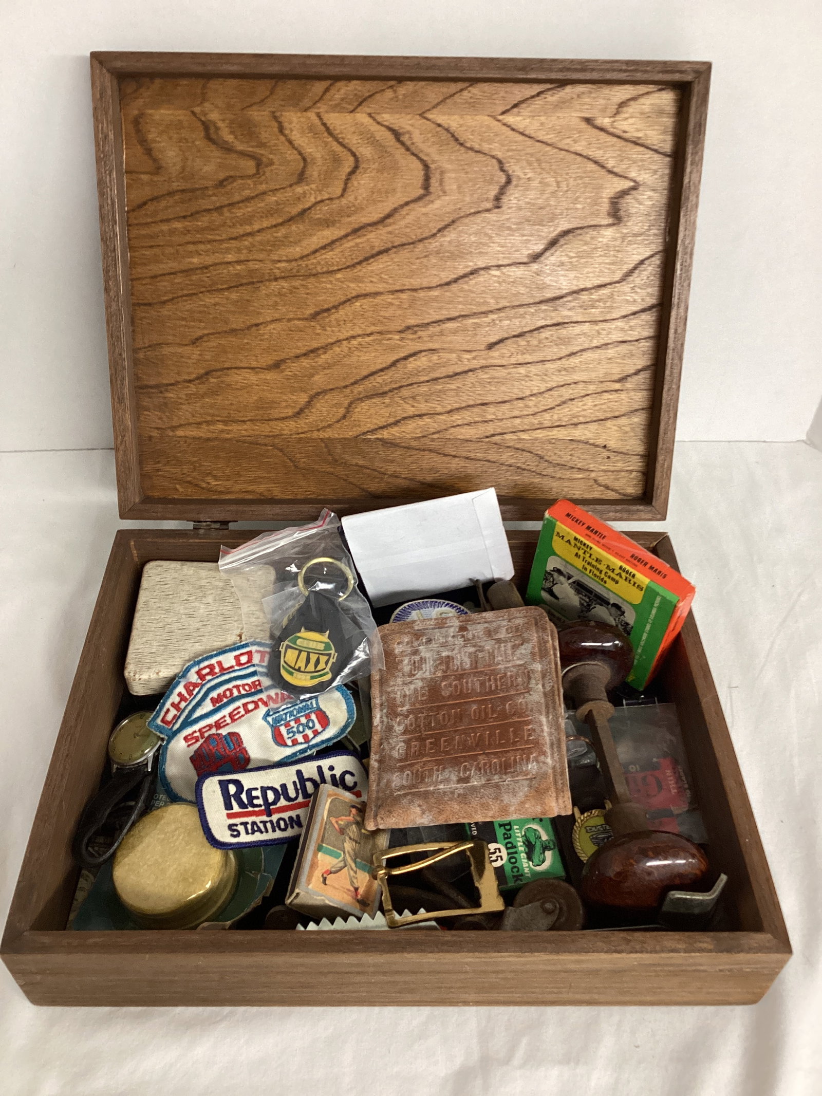 Antique Doorknob, Patches, Cuff Links, Wallet, Keychains, and More: .