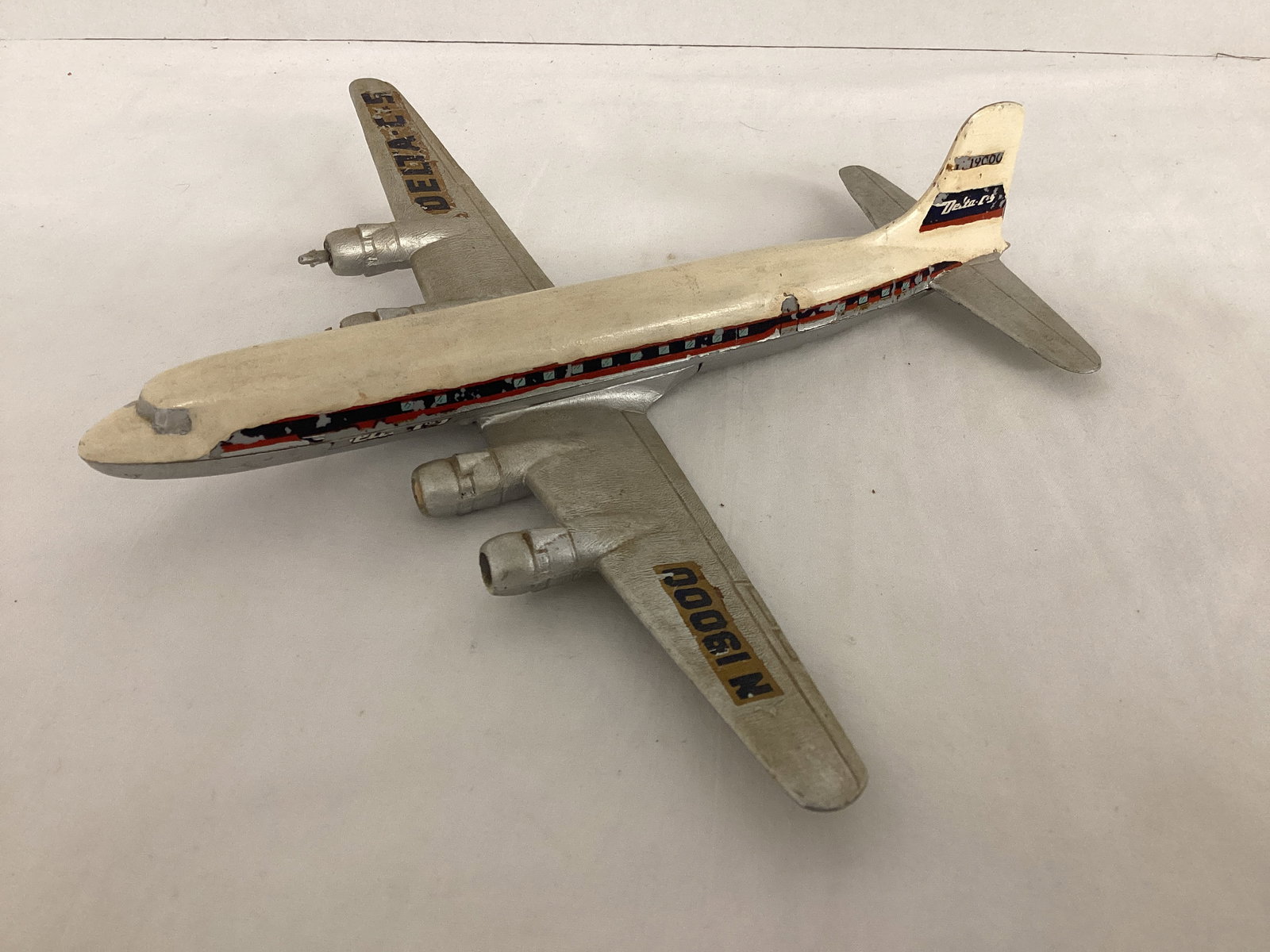 Vintage Delta Airplane Model (1 of 6)