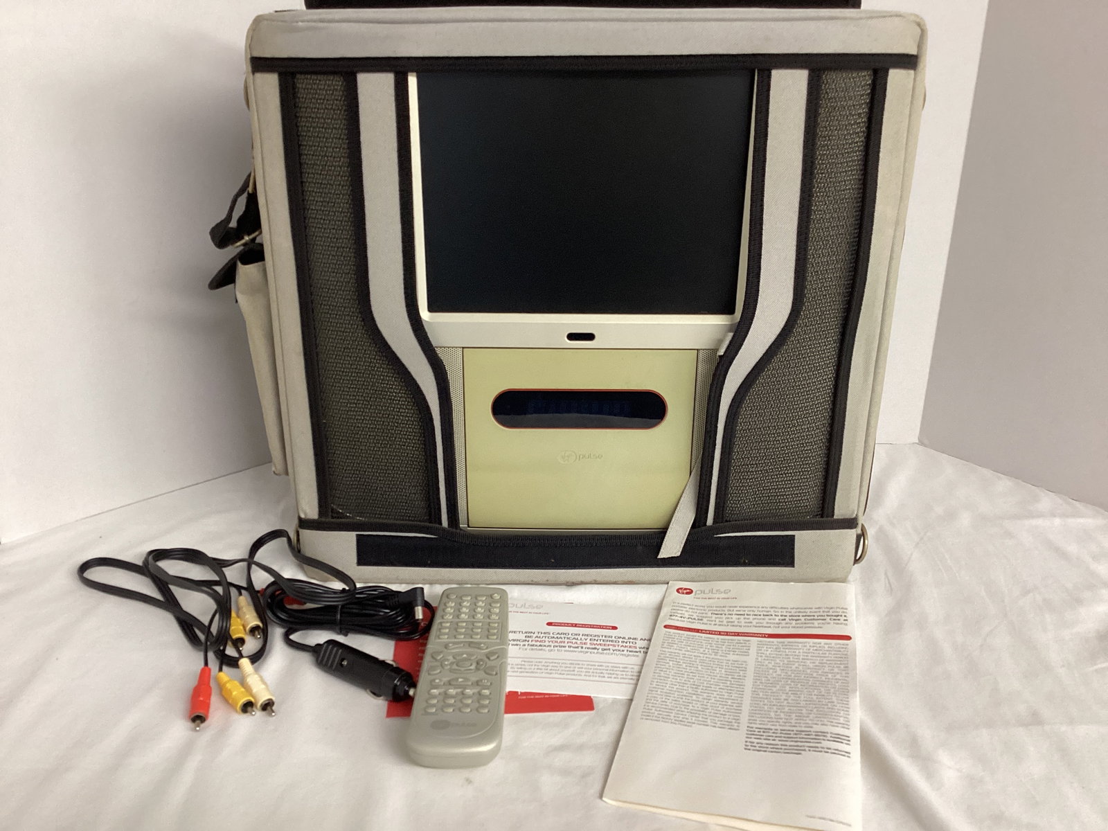 Virgin Records Pulse Portable TV/DVD Player (1 of 9)