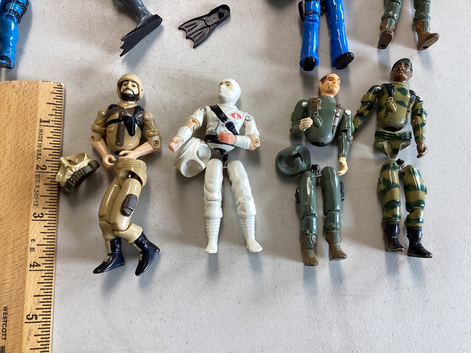 Hasbro G.I. Joe Figures and Accessories - Please Read - 2