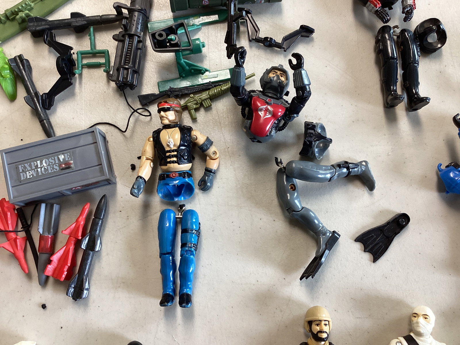 Hasbro G.I. Joe Figures and Accessories - Please Read - 6