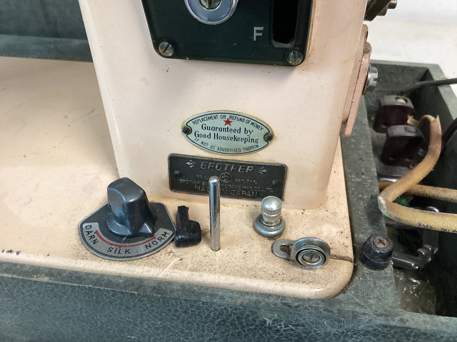 Brother Super Select-o-Matic Sewing Machine - 4